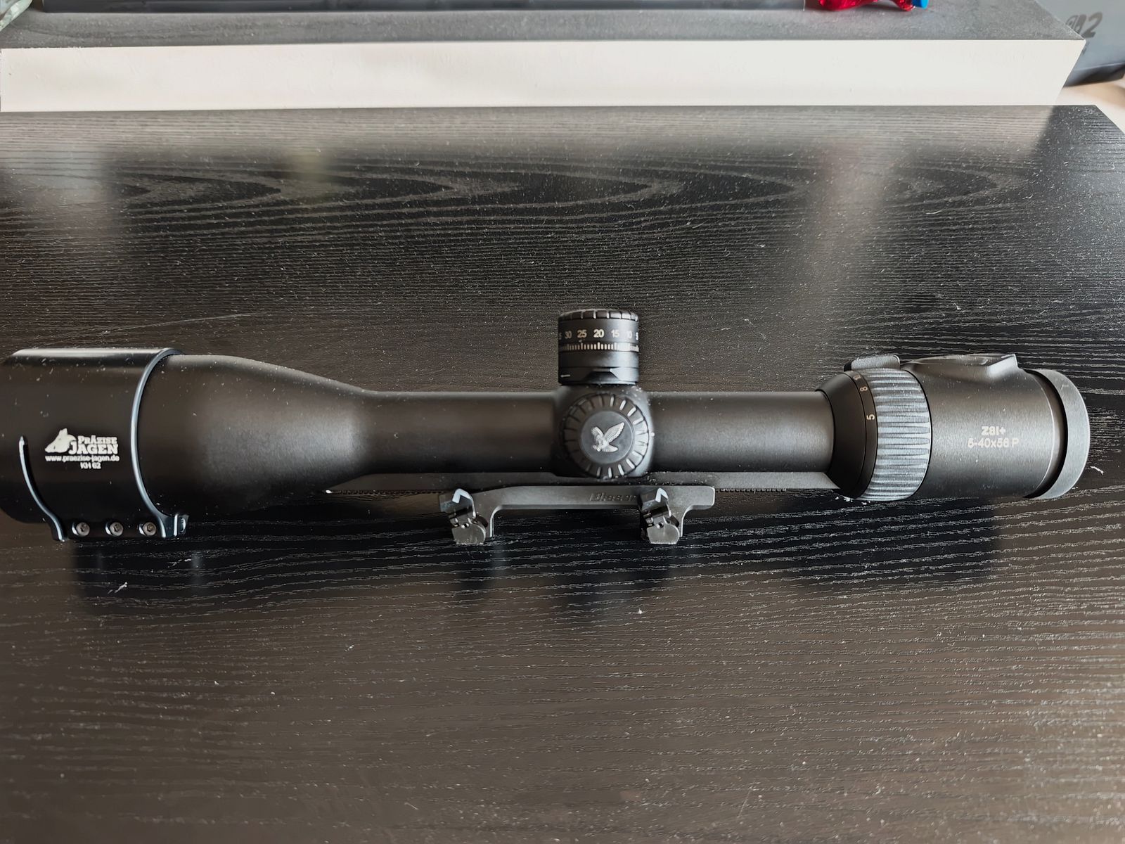 ZF Swarovski Z8i+ 5-40x 56P with ballistic turret