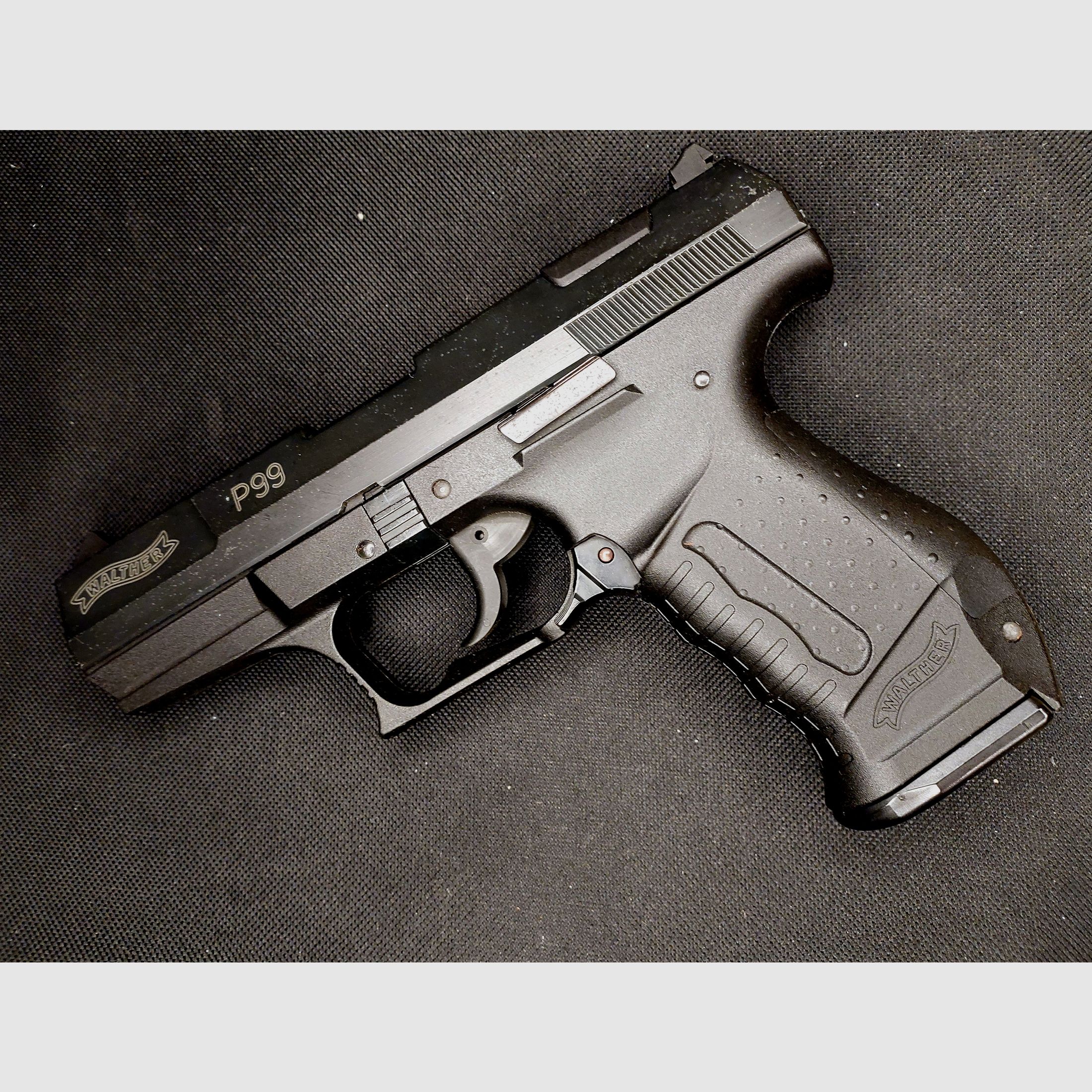 Walther P99 Schreckschuss Pistole 9mm P.A.K. (PTB 637)