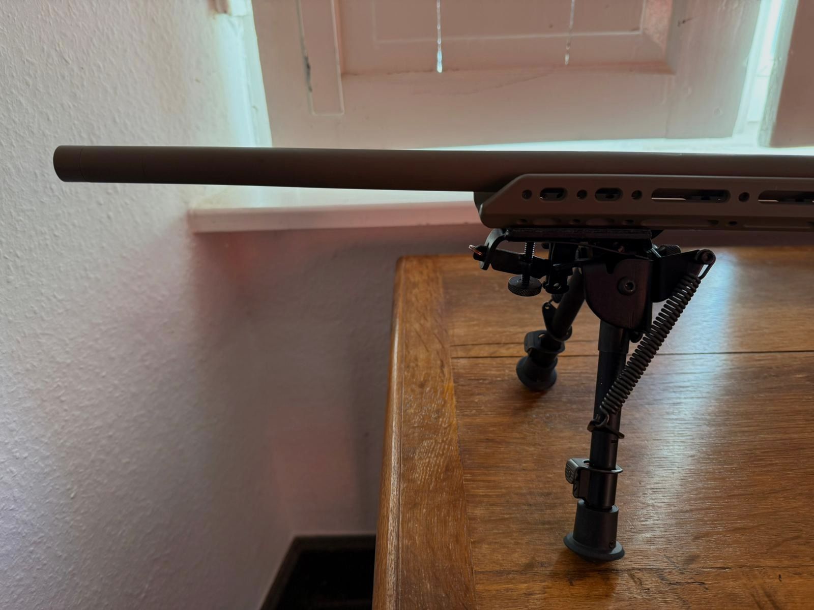 Rifle de repetición de precisión .300 Win. Mag. – Lothar Walther cañón de competición – Culata de aluminio STL-2 – Bipode Harris