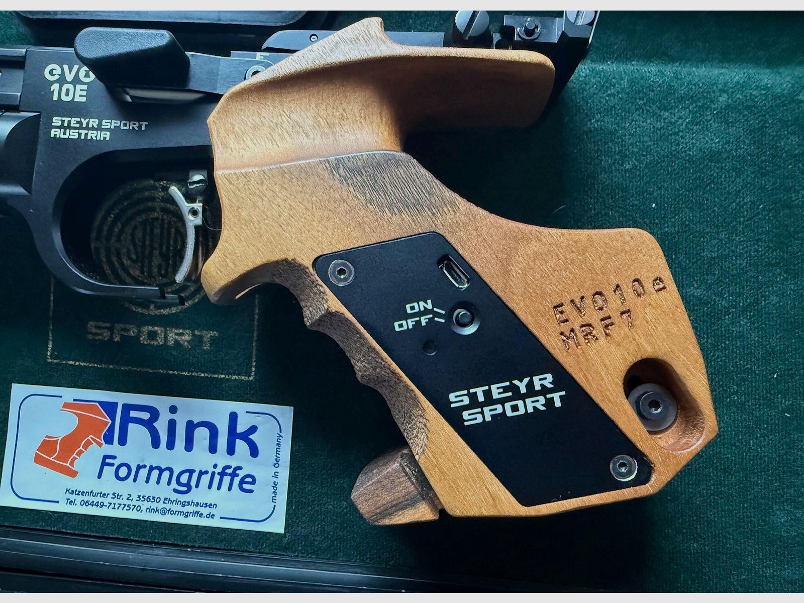 Rink grip for Steyr EVO10e air pistol