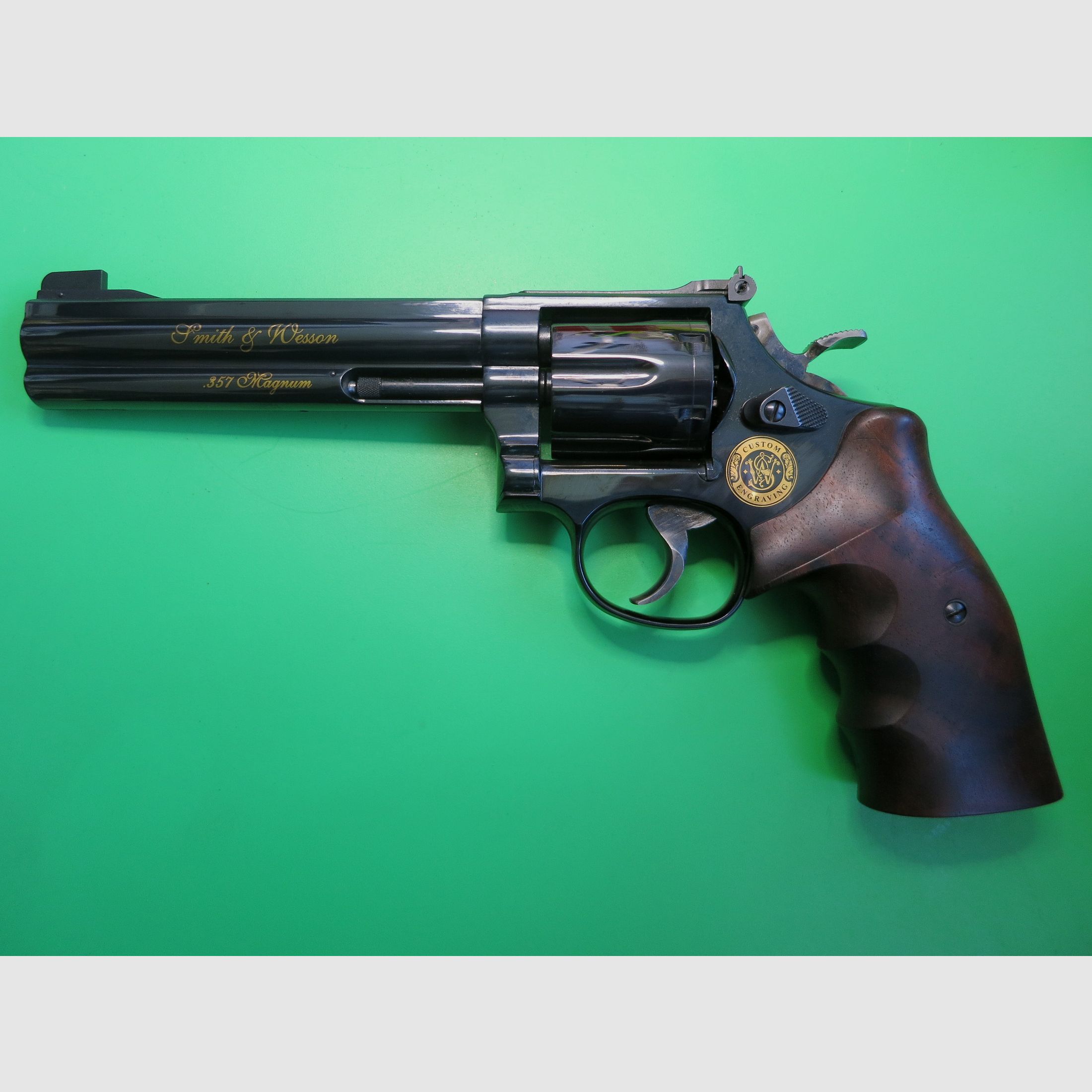 Revolver SMITH & WESSON Modell 586-4, American Traditions Target Champion 6", Kal. 38/357 Mag, Royal Blue   #17