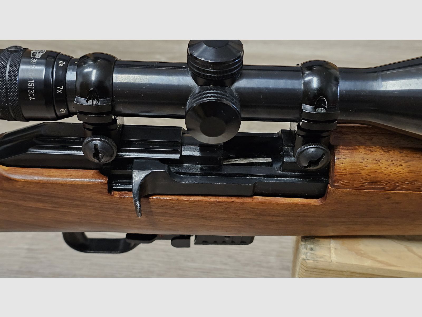 Carabine semi-automatique Erma EGM1 (d'occasion) .22 lfb incluant Kahles Helia-Super 3-9x (Abs. 1) et 5 chargeurs