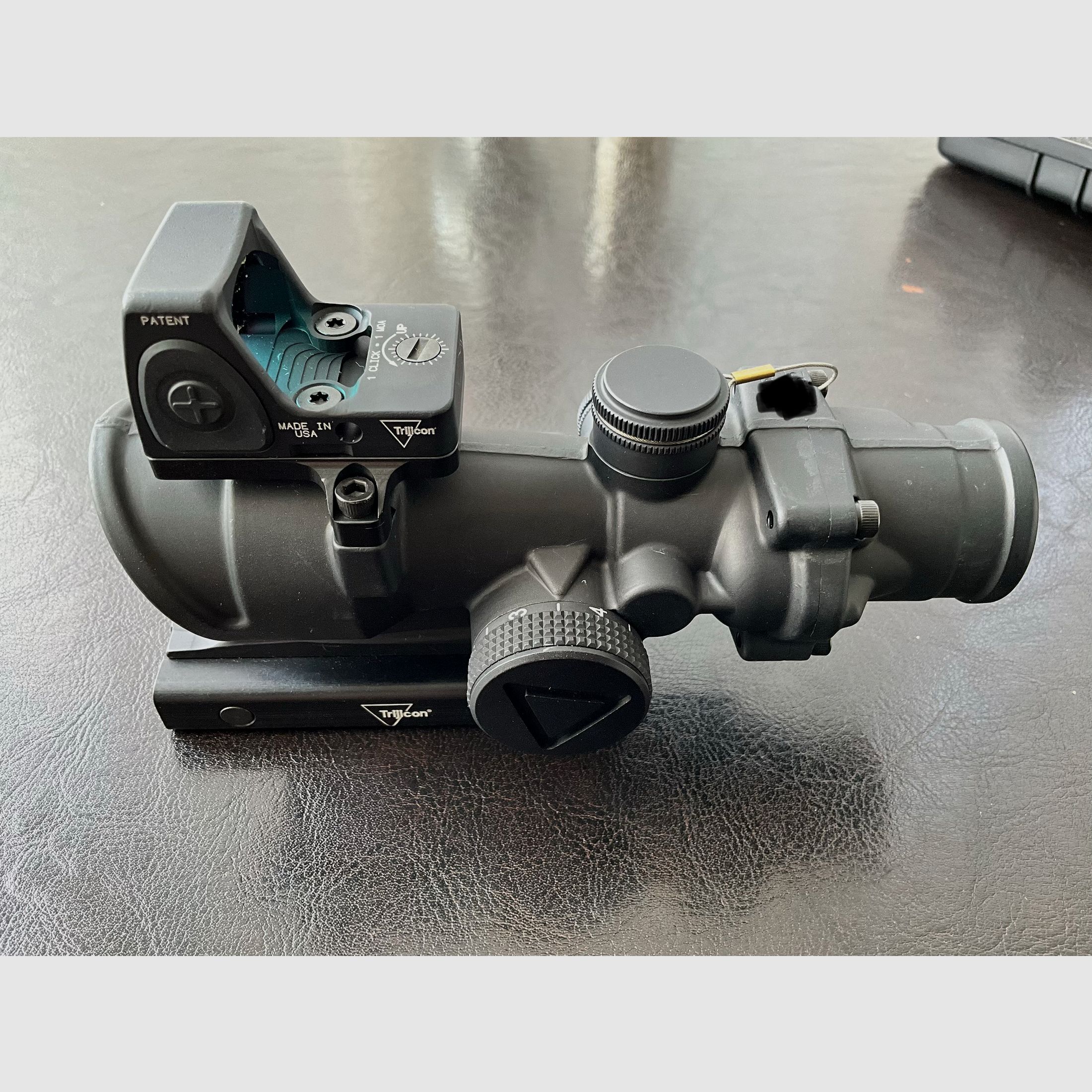 Trijicon LED ACOG 4x32 Lunette plus Trijicon RMR réglable