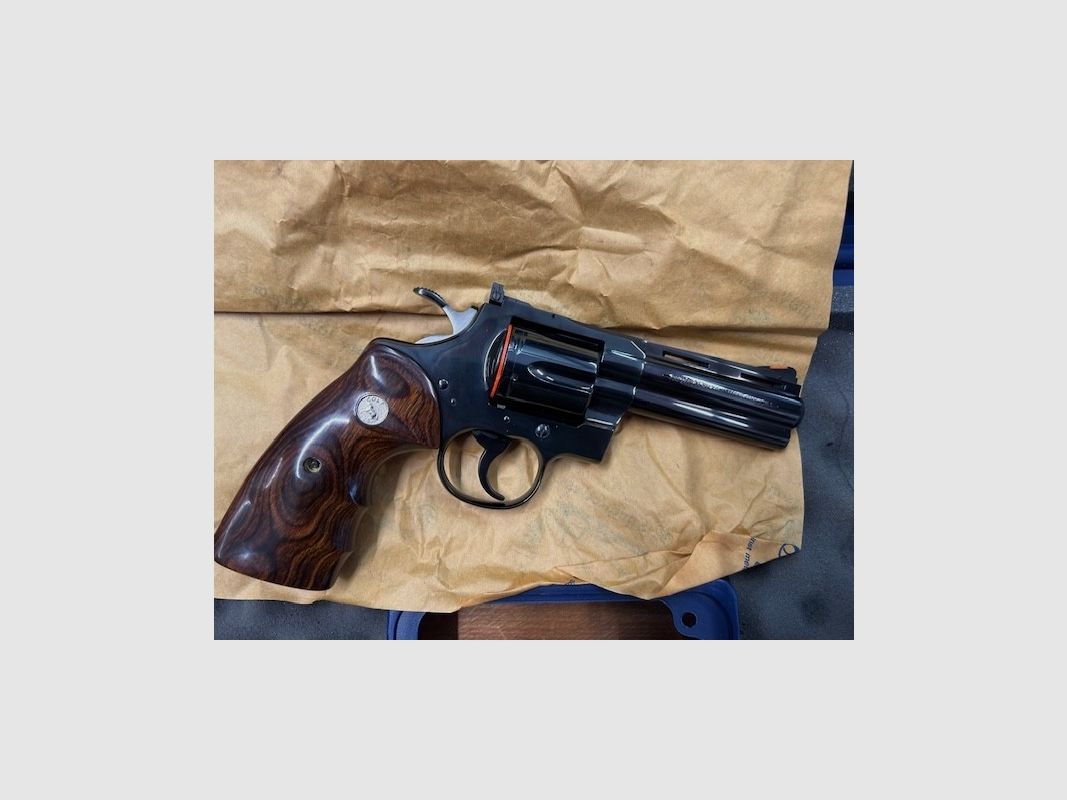 Revolver Colt Python Elite Blau 4¨ 357 Mag 6 Schuss 2003 Neu, Bild 1 von 2
