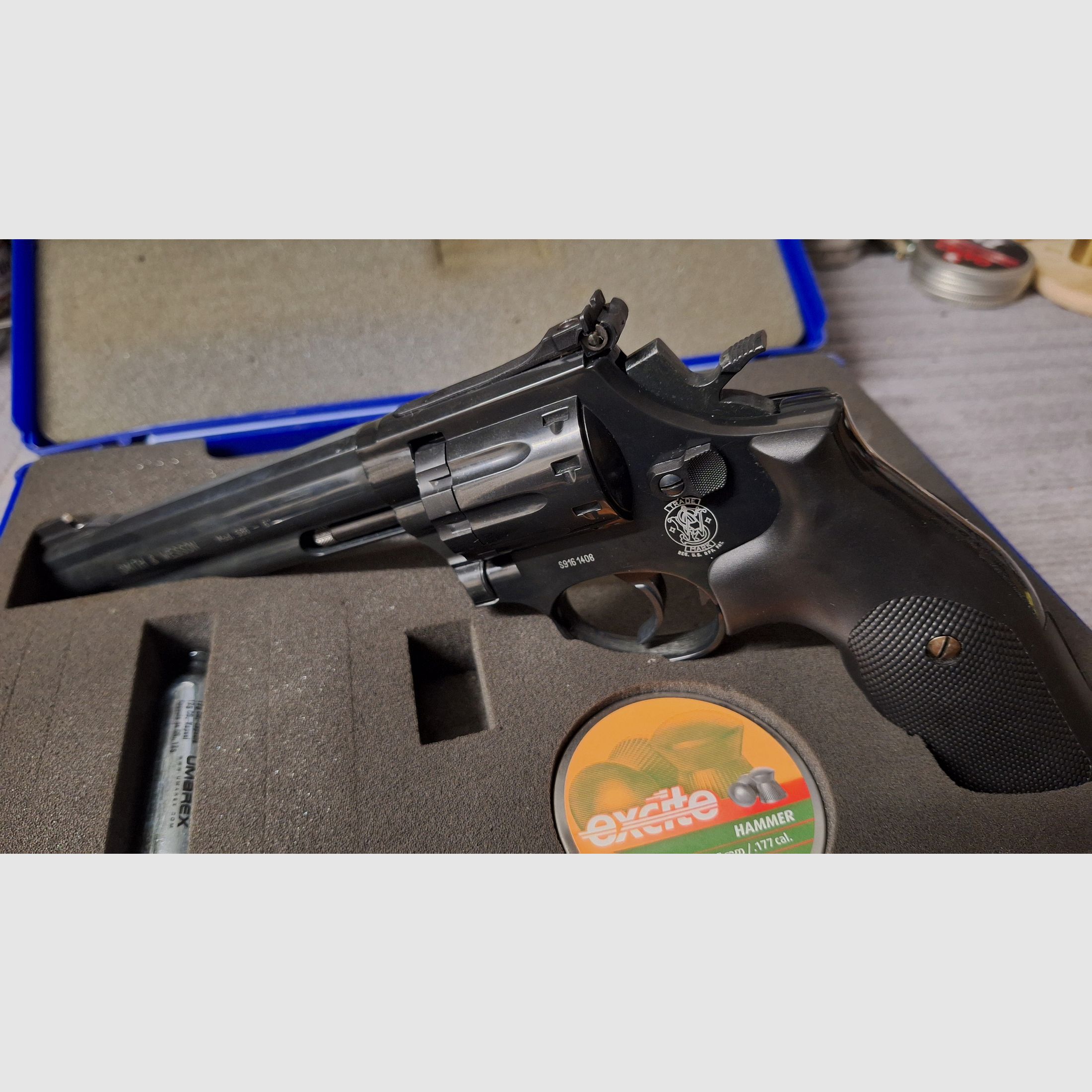 Smith & Wesson 586 - 6 pollici brunito 4.5mm Diabolo