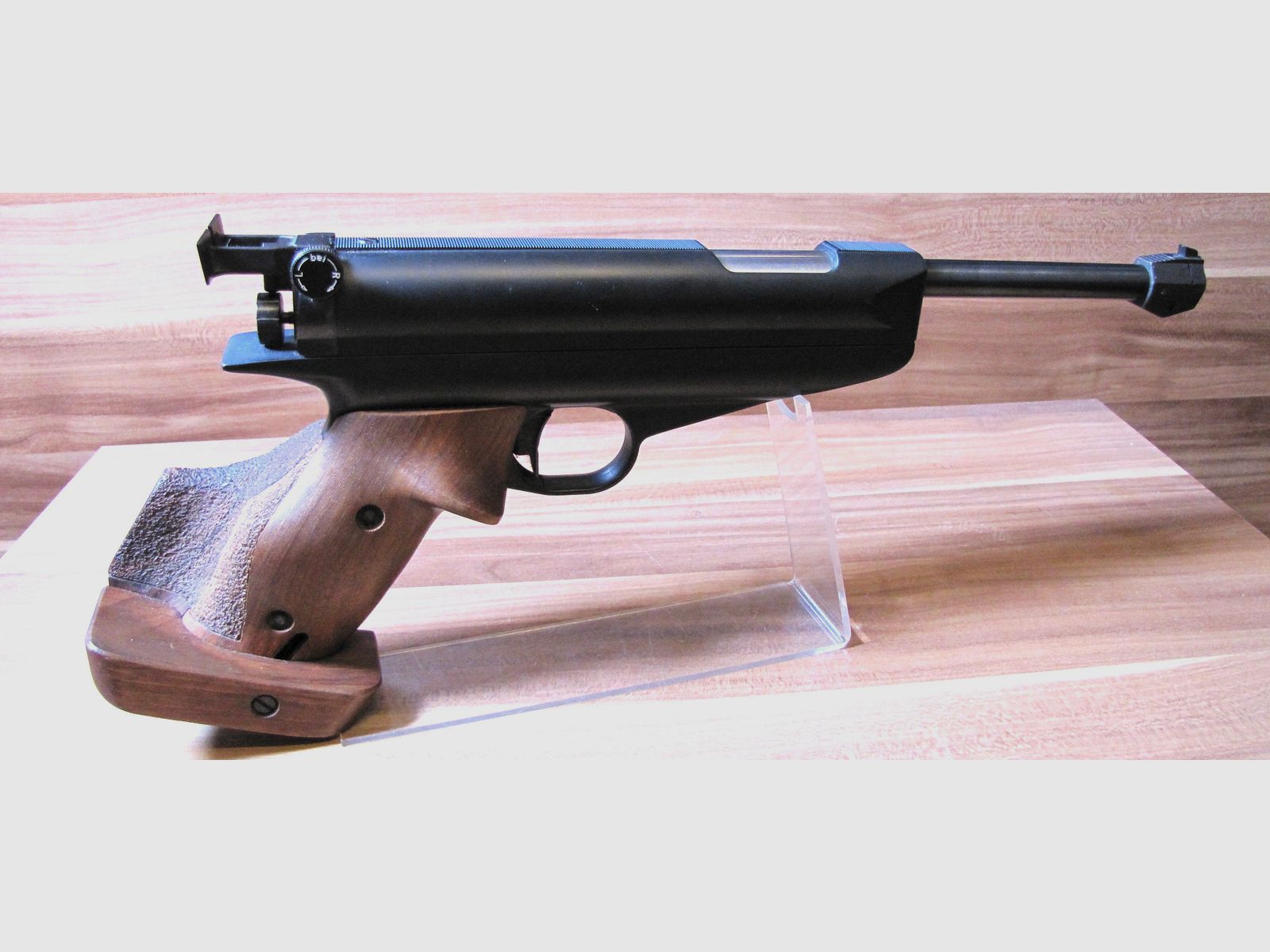 Match pistolet à air comprimé Feinwerkbau 65