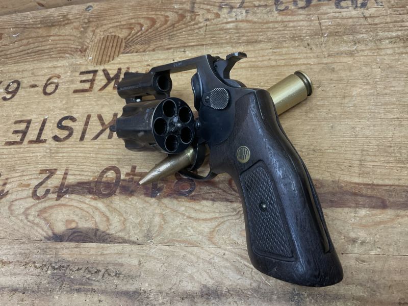 Revolver Stupsnase Amadeo Rossi S.A. Mod.M27, Kal..38Spezial 2Zoll, mit Holzgriff!!!