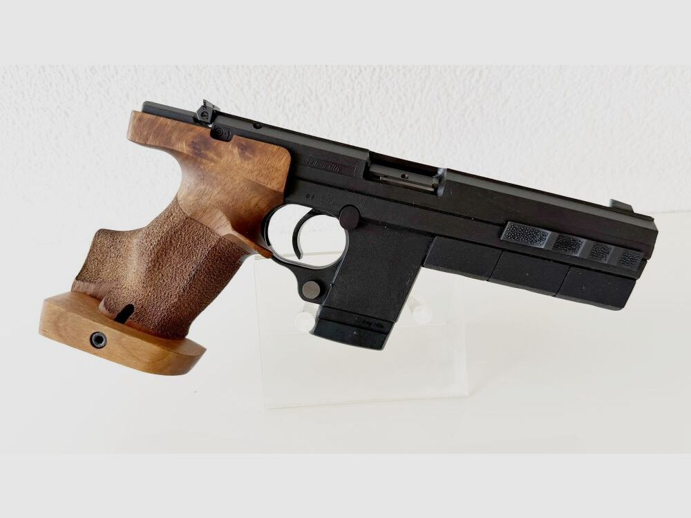 Hämmerli 280 sehr guter Zustand diverse Magazine .22lr