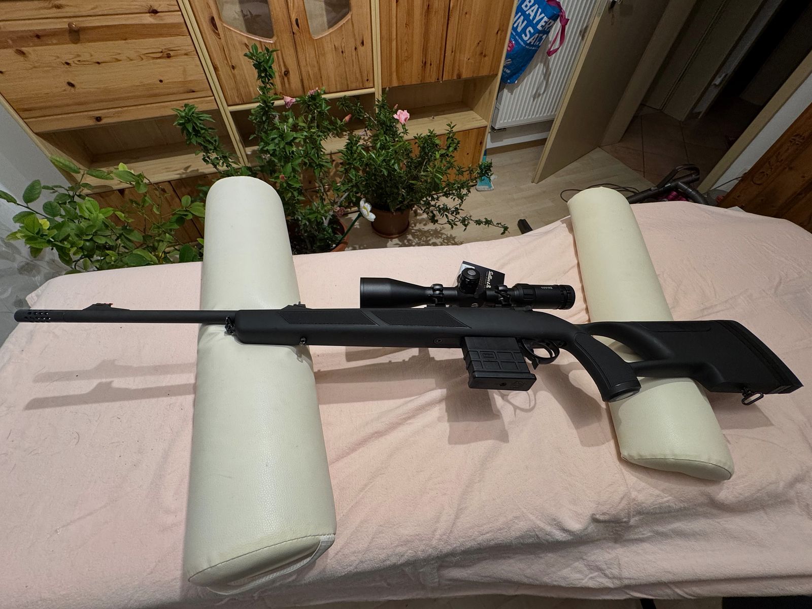 Mercury 870 Compact Scout 