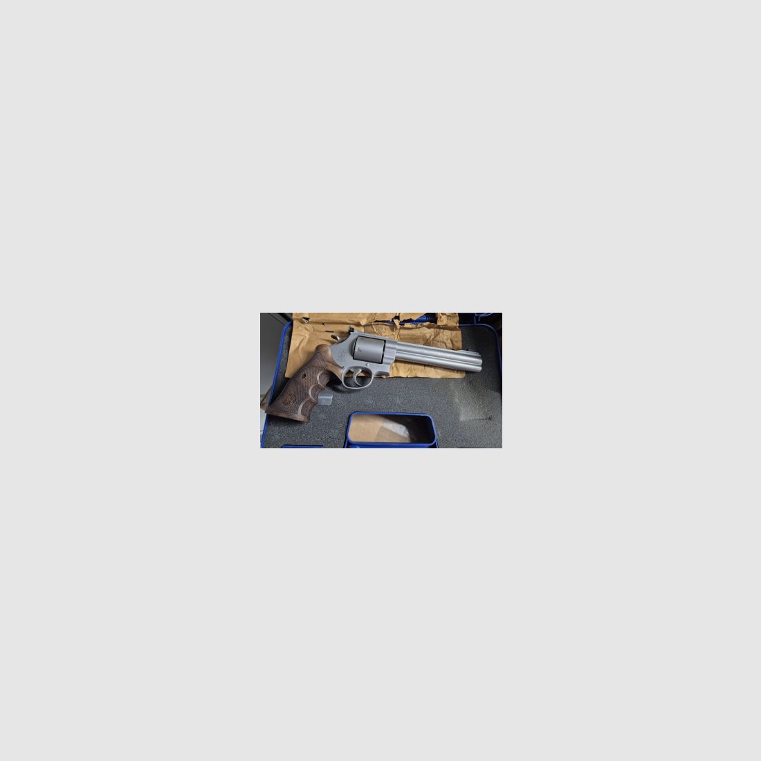S&W Revolver Mod. 629 Classic Champion Kal. .44 Magnum, stainless/matt, 6 1/2"