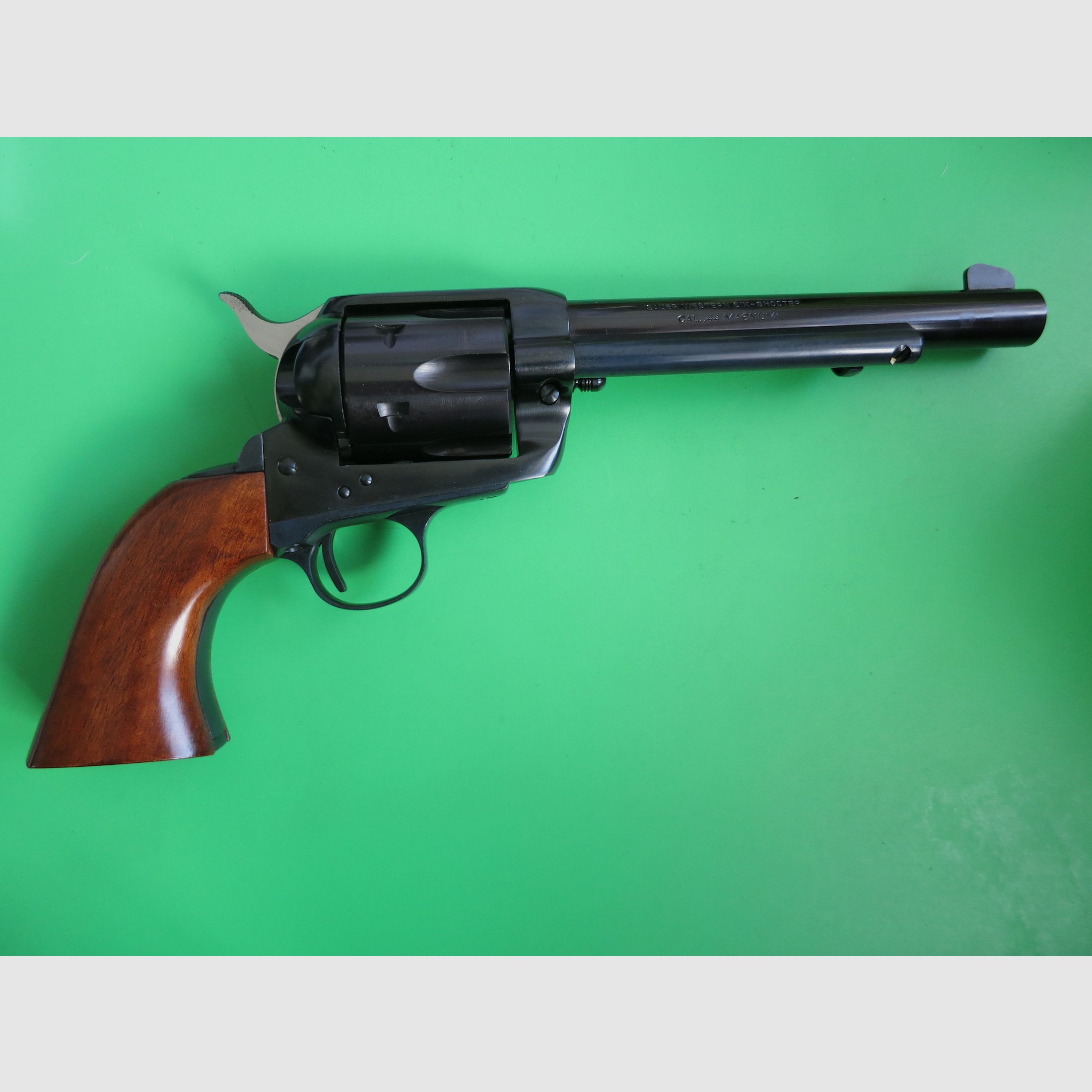 Western revolver, FJ. P. Sauer & Sohn, Western six-shooter, .44 RemMag, collector's condition #65, image 7 of 13