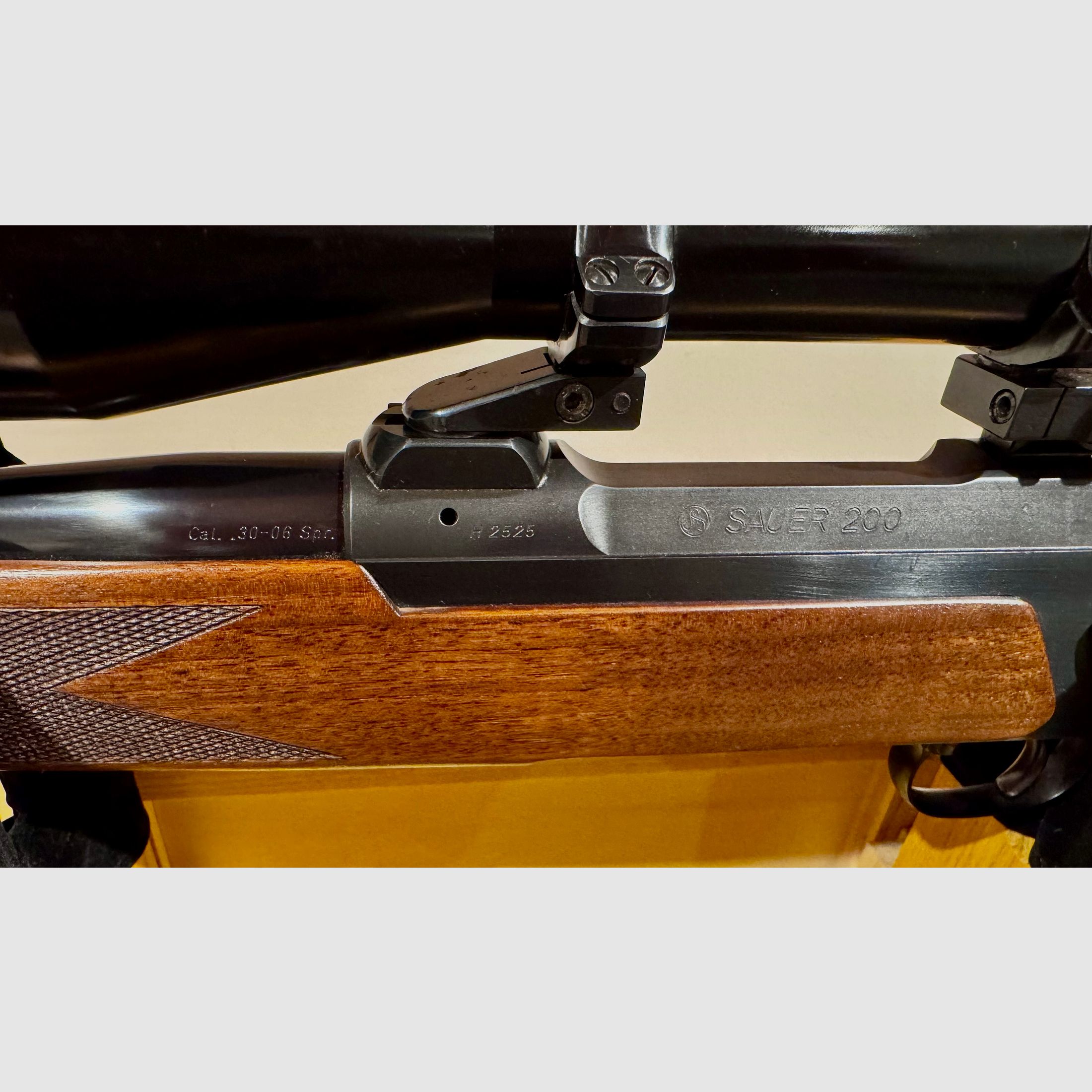 💥 J.P. Sauer & Sohn 200 in kal. .30-06 Spr. | Met ZEISS DIAVARI-ZA 2,5-10x52 | Weinig geschoten!