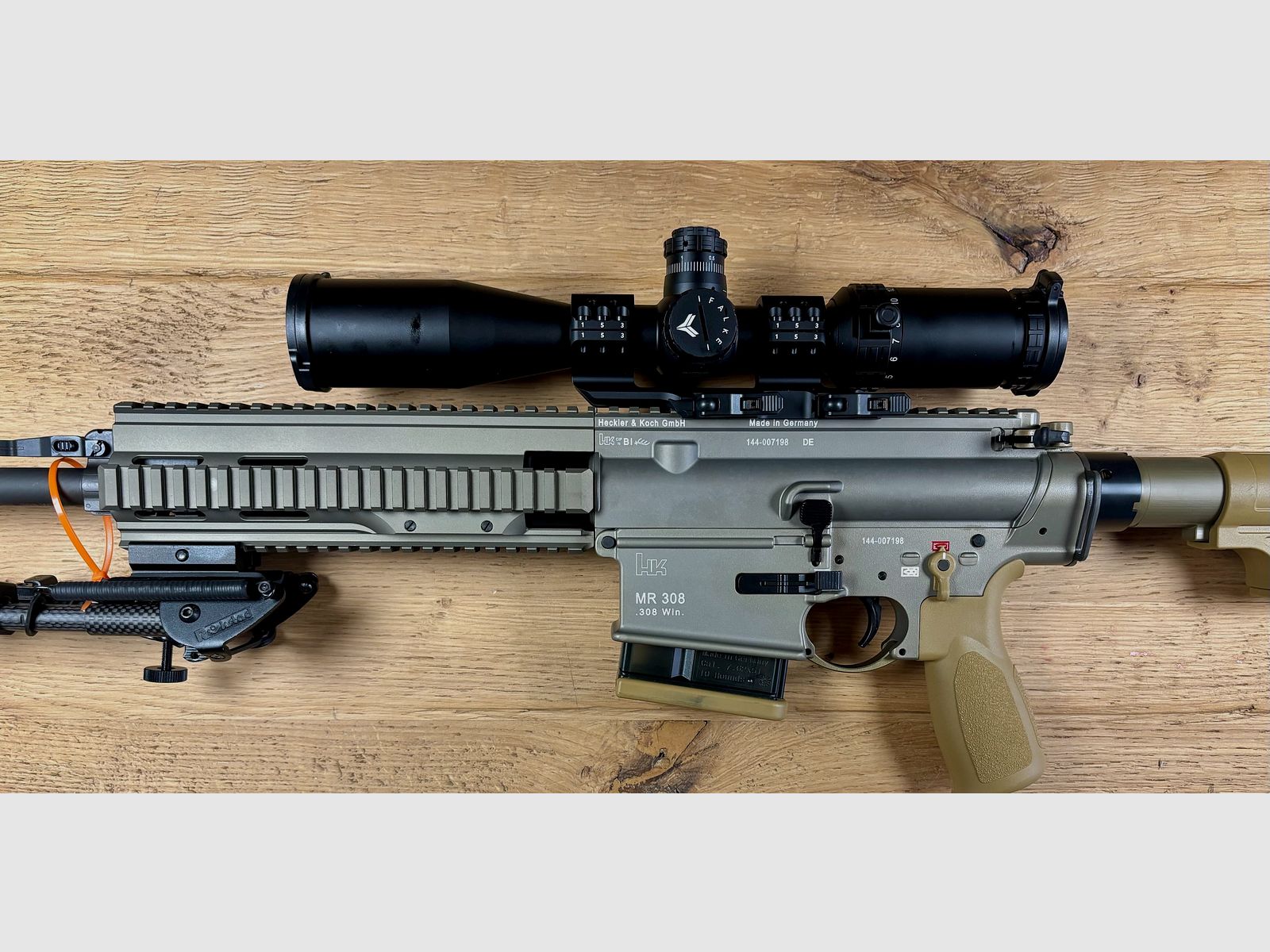 Heckler & Koch HK MR 308 A3 - Sandfarben - inkl. ZF Falke 4-16x44 TAC Karbon Zweibein