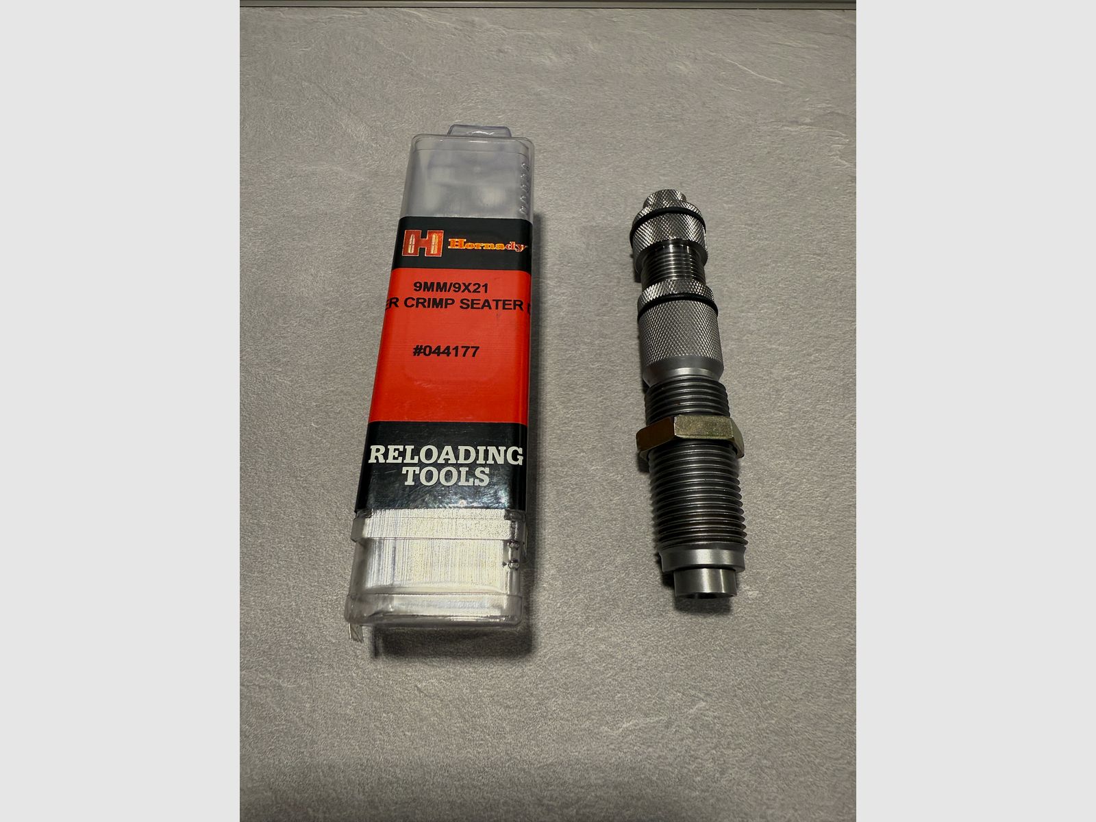 Hornady taper crimp and seating die 9 mm Para / Luger 9x19 NEW