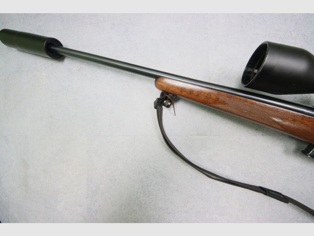 CZ 527 CZ 527 Varmint mit Schalldämfer und ZF
