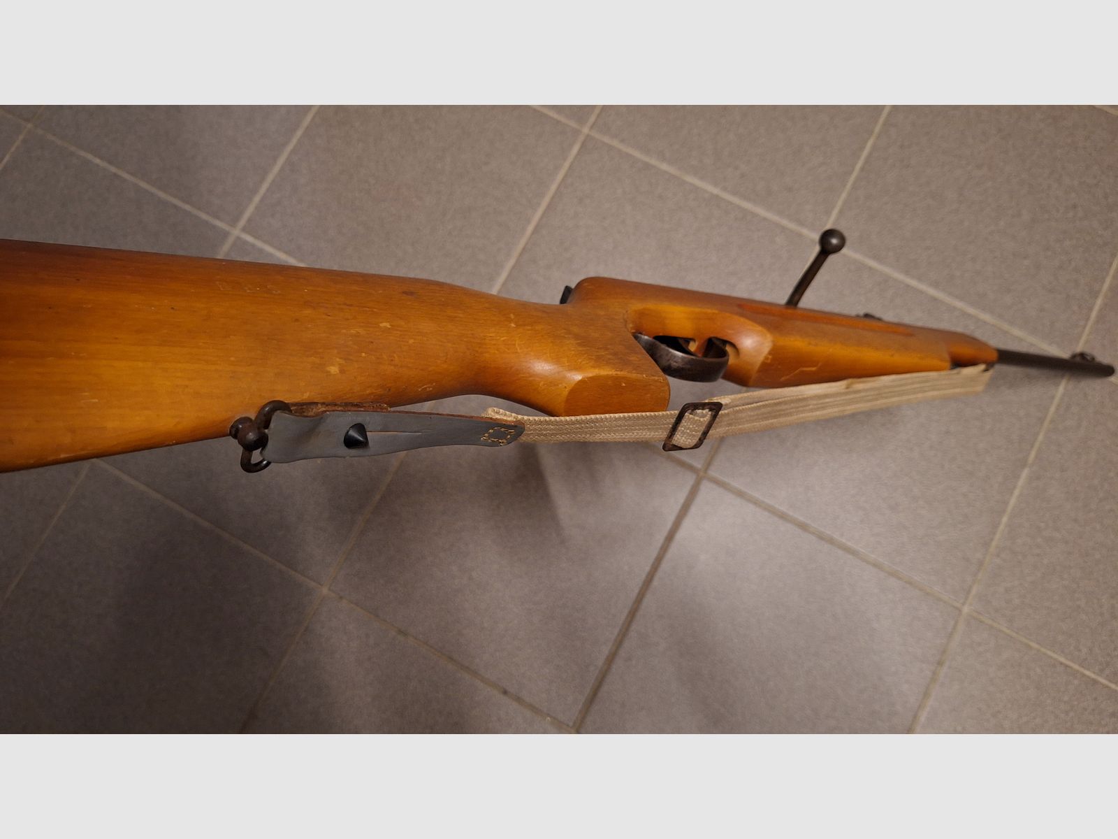 Haenel Suhl 310 DDR-Luftgewehr mit Sportschaft+8er Magazin!