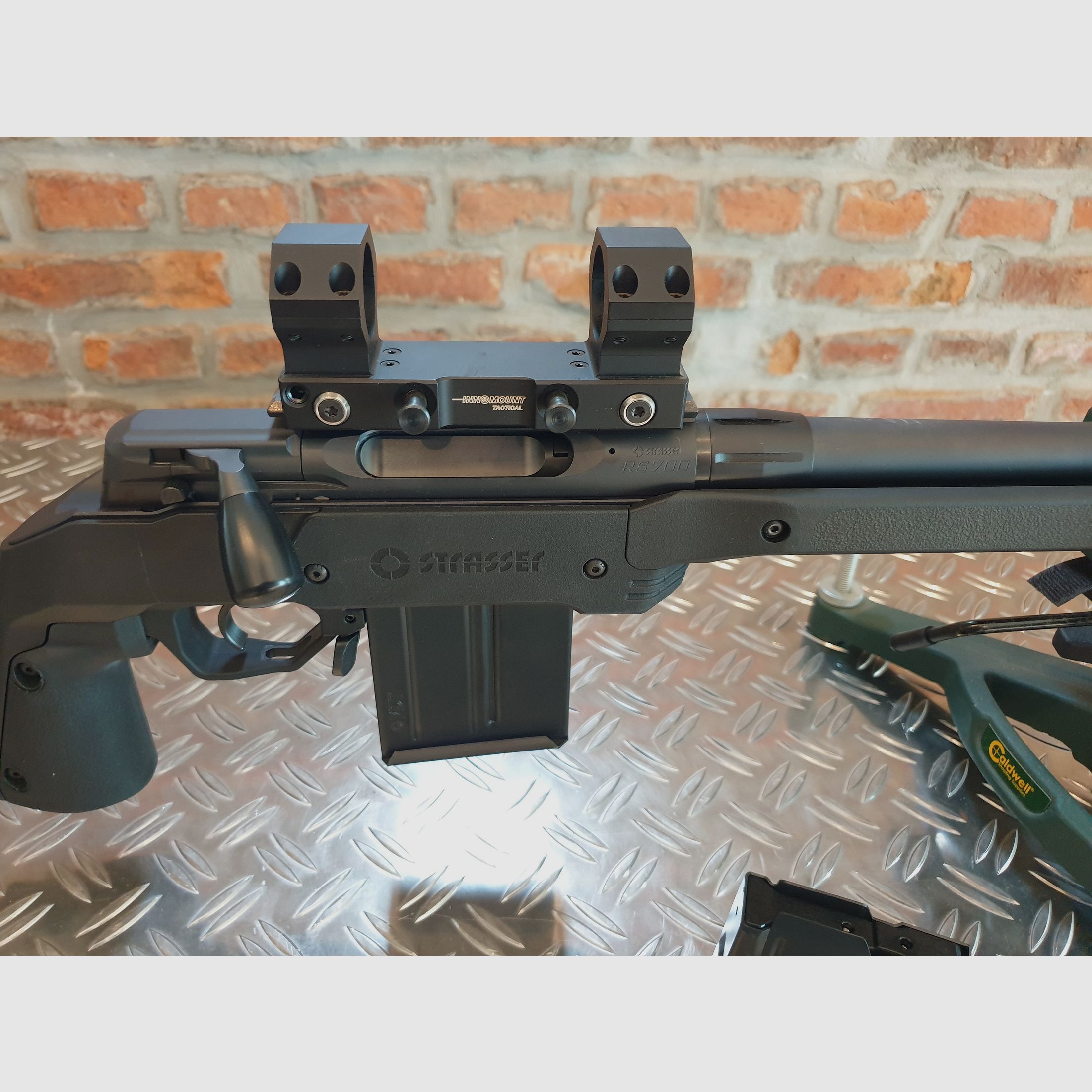 Strasser RS 700 XRS, zdjęcie 3 z 3