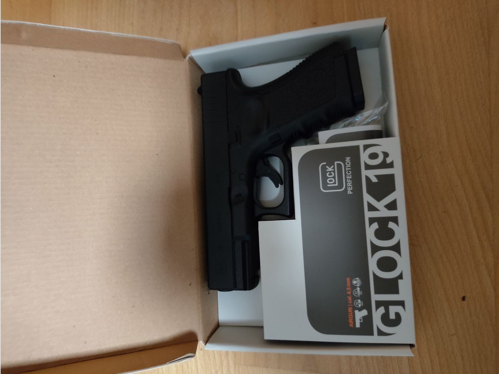 Glock 19 Co2 Pistole 4,5 BB von Umarex