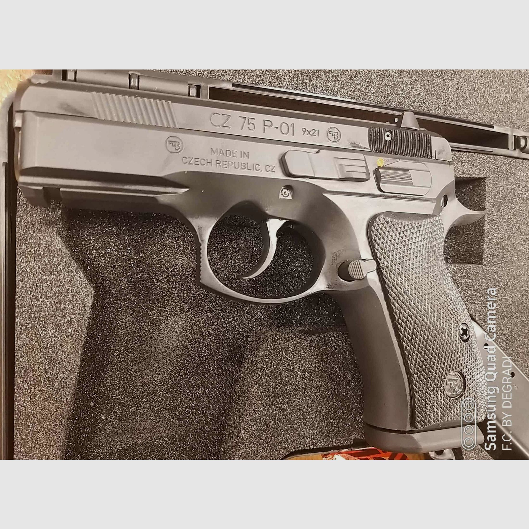 CZ 75 P-01 9X21, image 2 sur 3