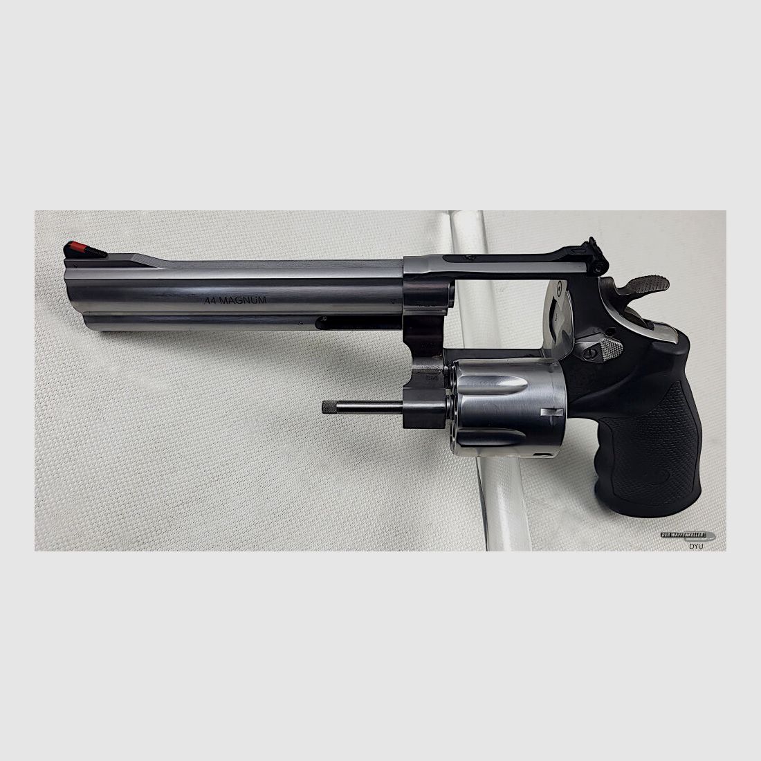 Smith & Wesson 629 Classic