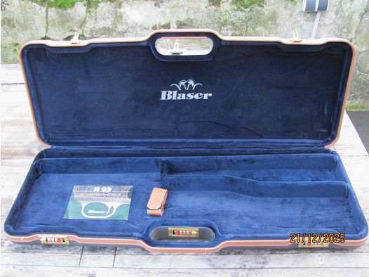 Opportunity! - Original Blaser R93 gun case transport case - LIKE NEW!