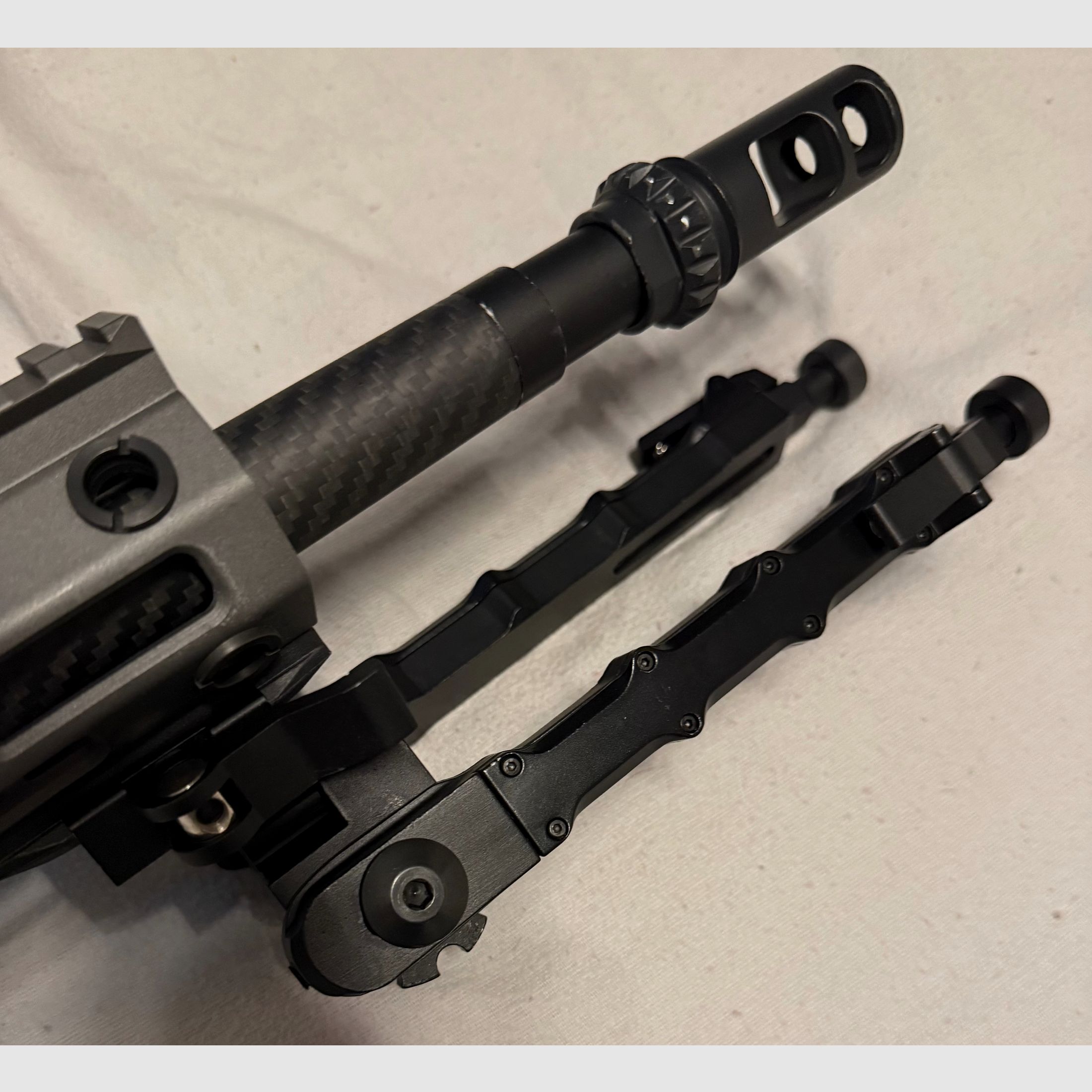 Ares MSR-303 Snipergewehr CPSB-System Springer 6mm BB graphite inkl. Tactical Case u. Zubehör 