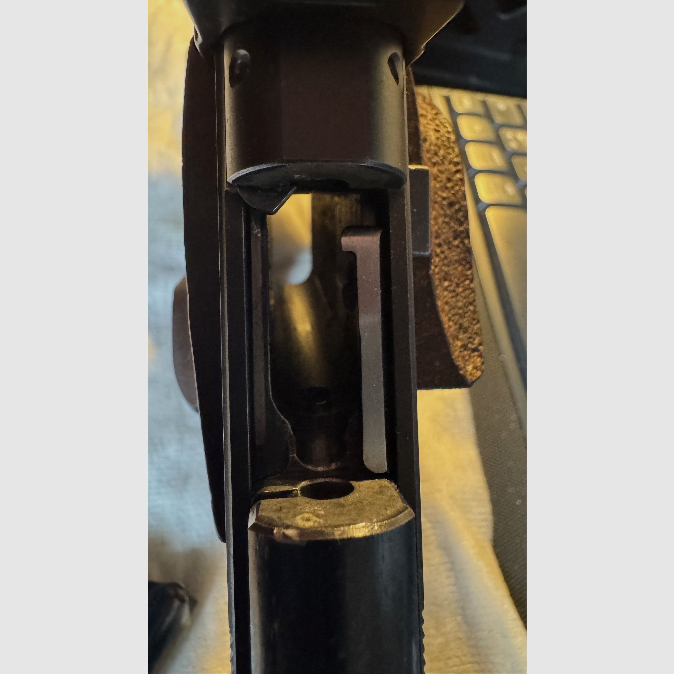 Sport pistol Hämmerli 215 22 lr with 3 magazines