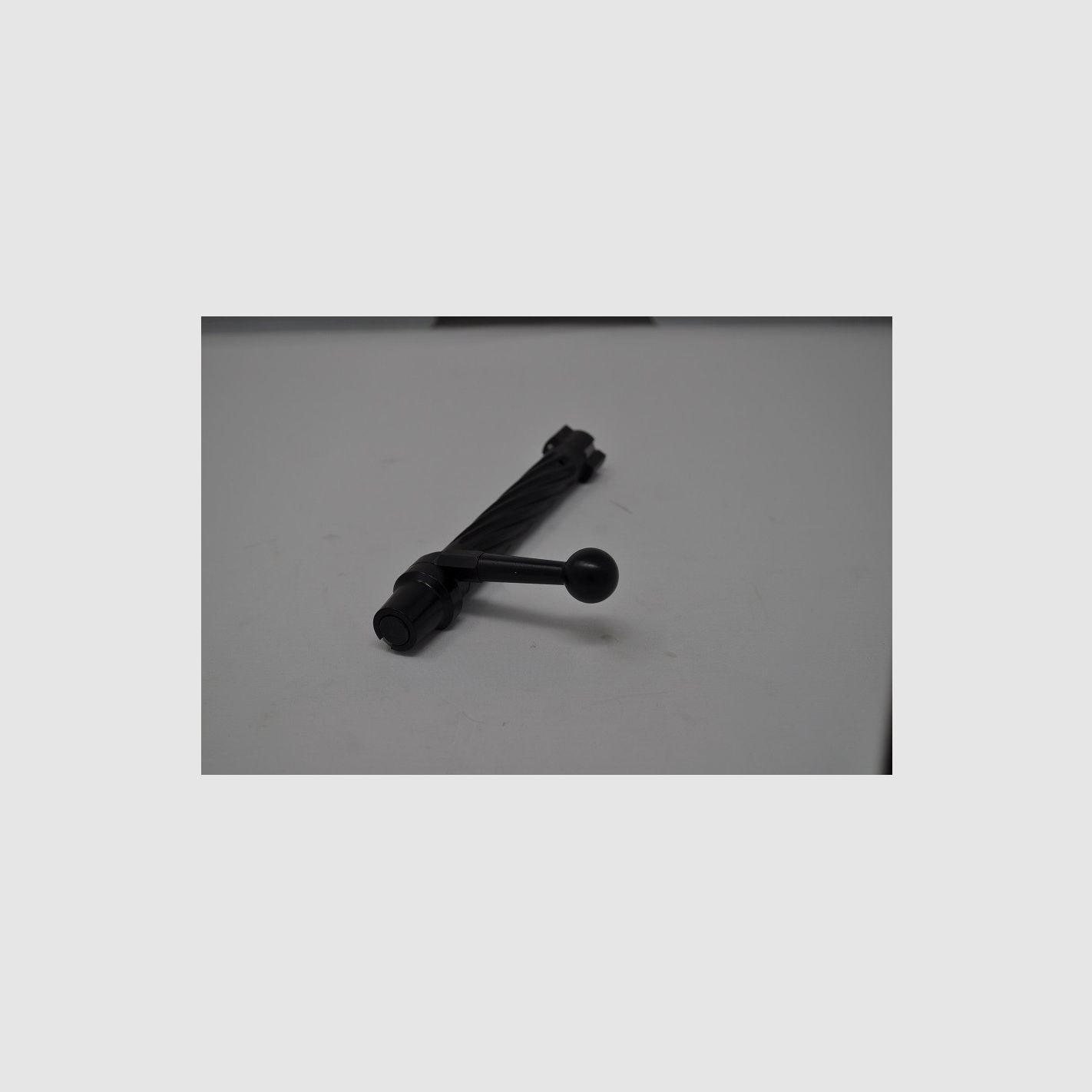 KELBLY BOLT HANDLE BALL KNOB BLACK