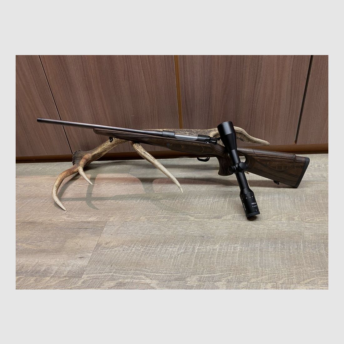 Mauser M12 Big Max, met Kahles Helia 2-12x50i, zonder rail