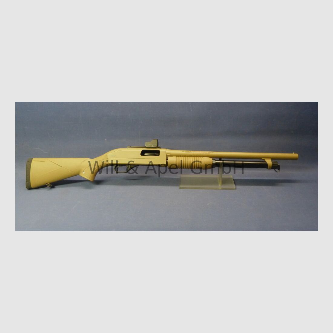 Winchester pump-action shotgun SXP