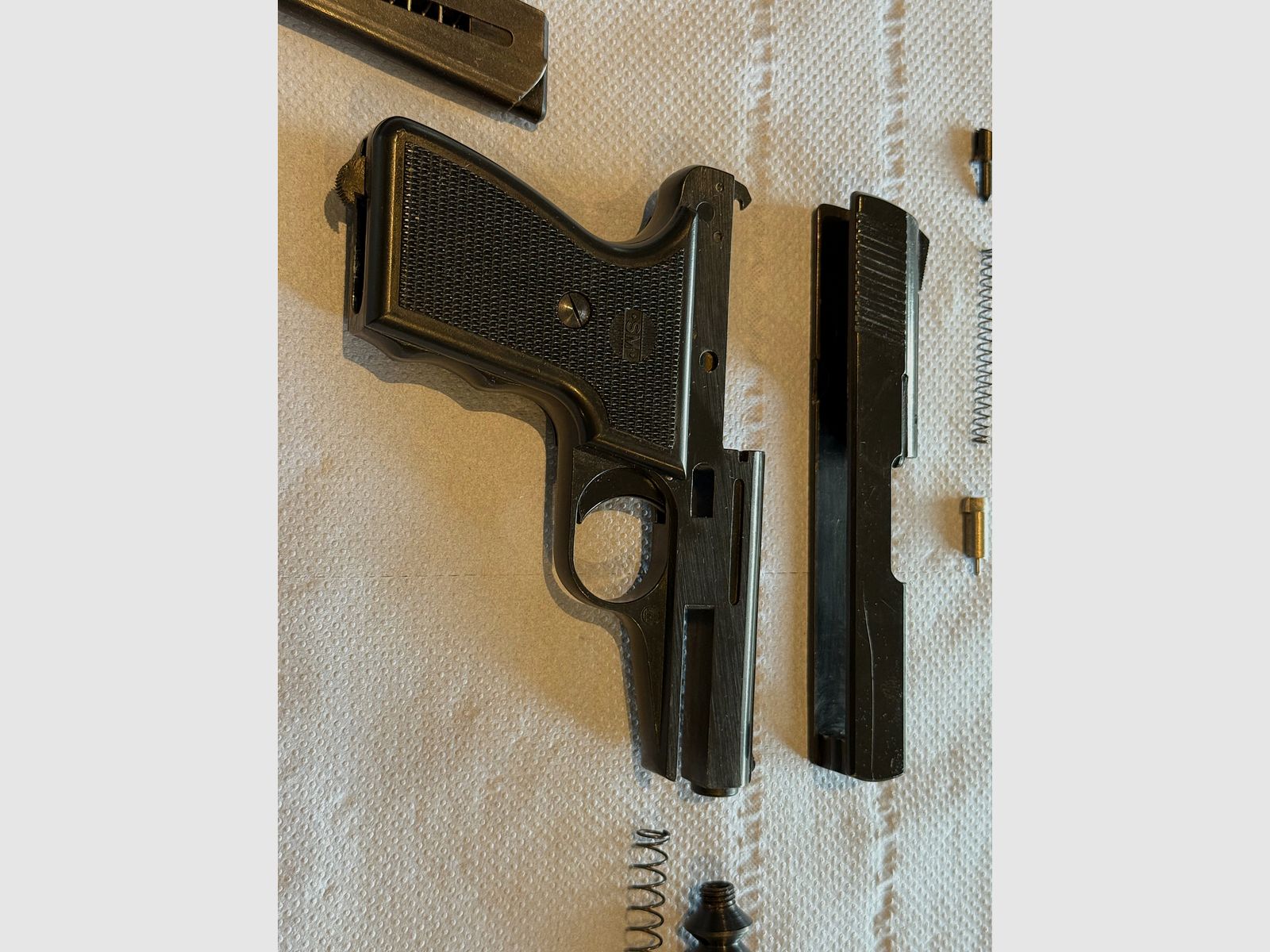 SM Rhöner SM 80 – Klassische Schreckschusspistole im Kaliber 8mm P.A.K. (PTB 267, Beschuss KC 1992)