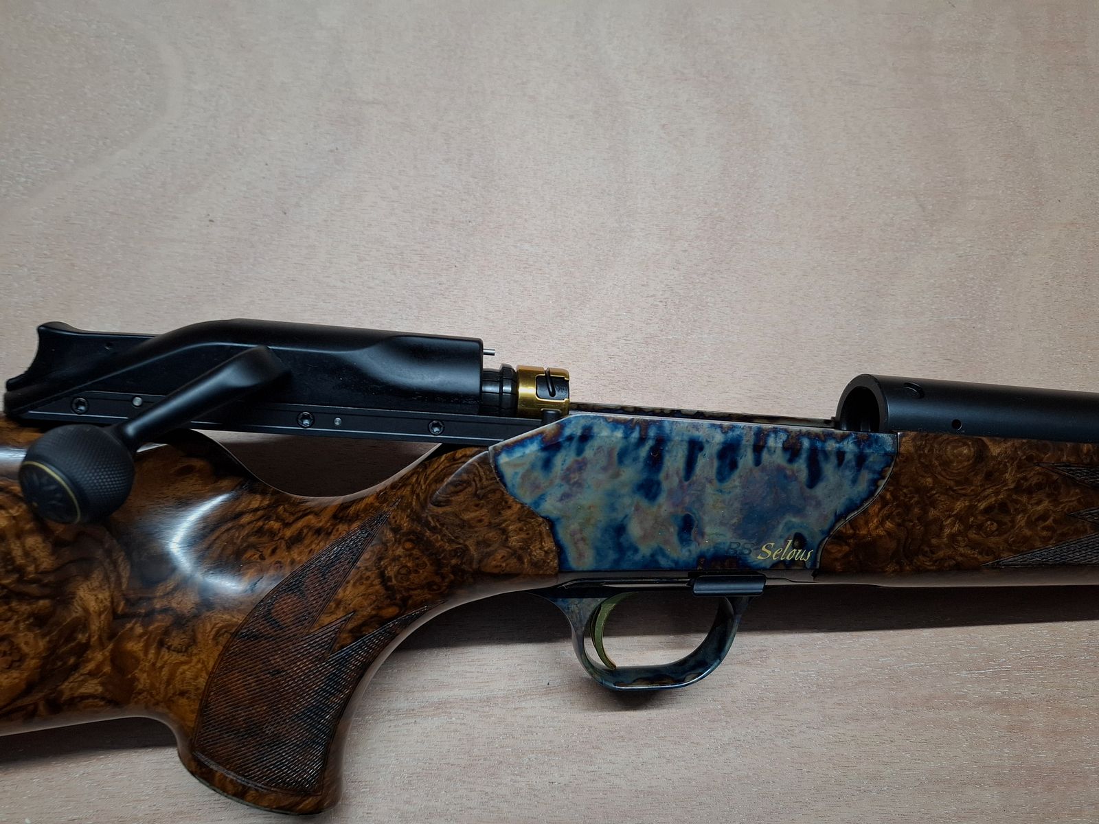 Blaser R8   /  SemiW Selous  / Kal. .375 H. & H. Mag. / Offene Visierung