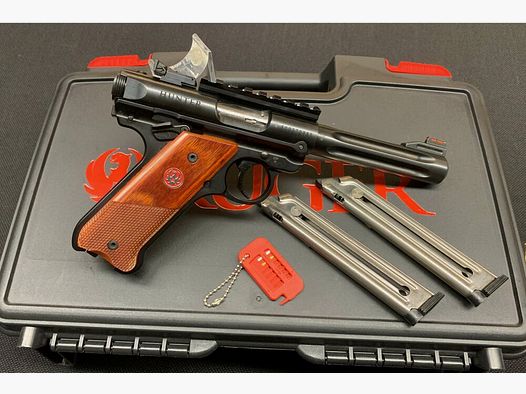 Ruger MK-IV Hunter blue 5,5“	 .22lr