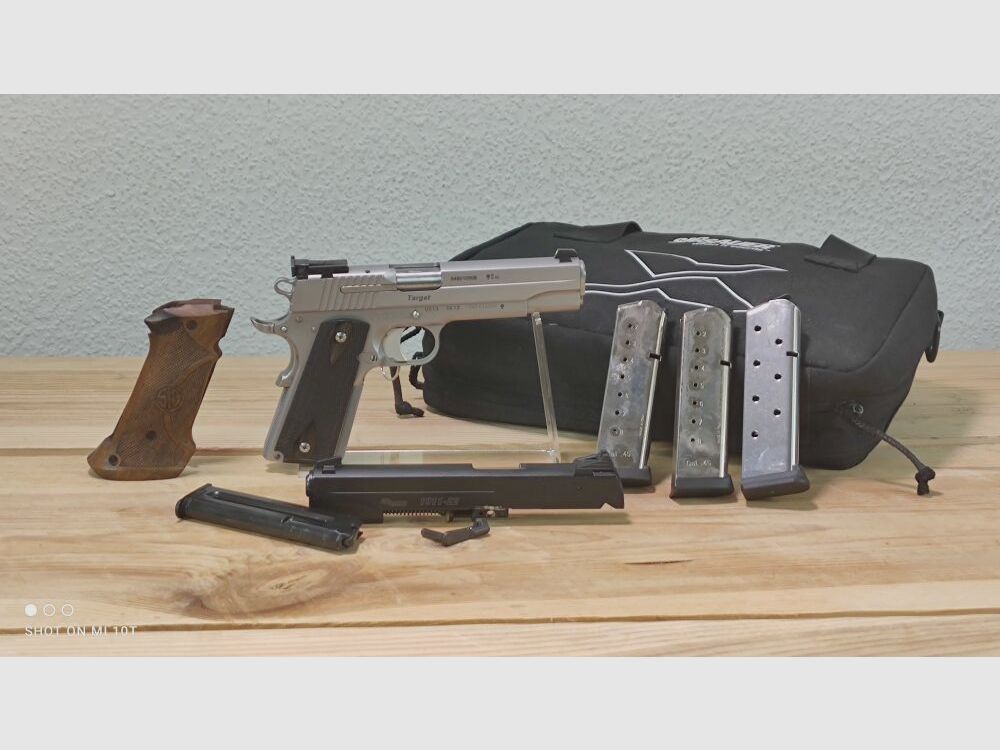 SigSauer 1911 Target Stainless