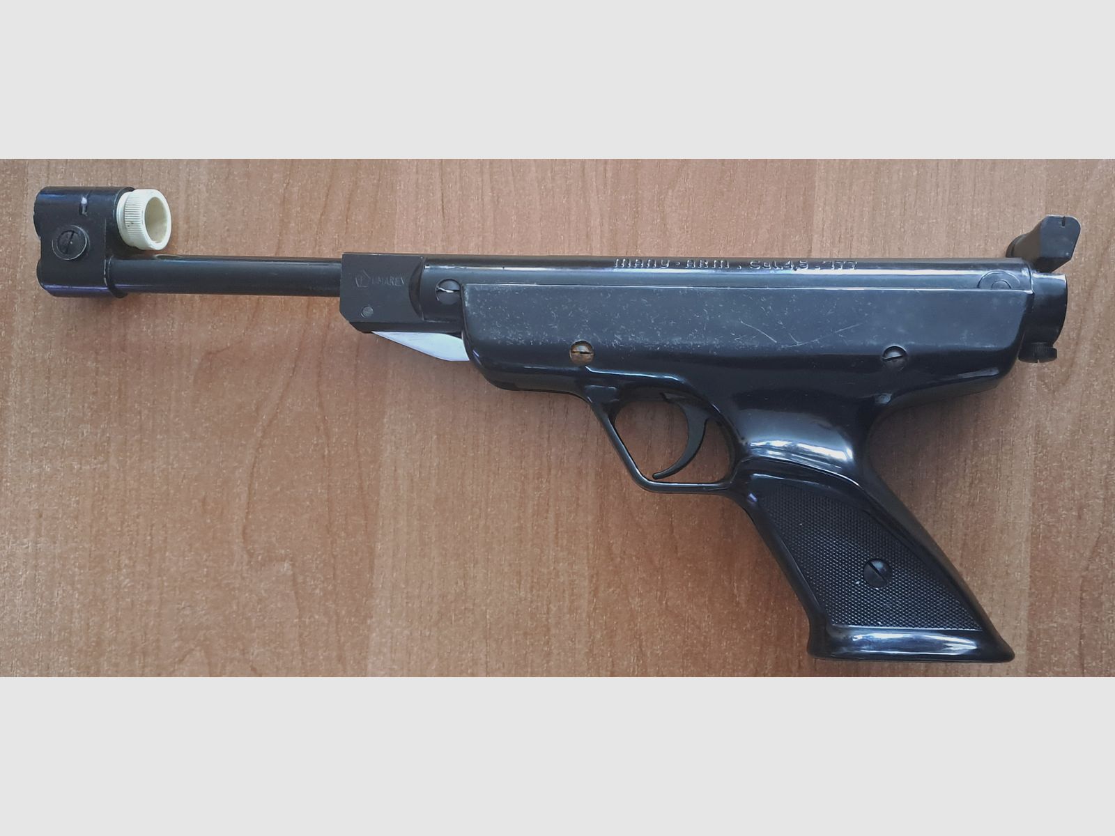 Manu-Arm Luftpistole Kal.: 4,5 mm (Defekt)