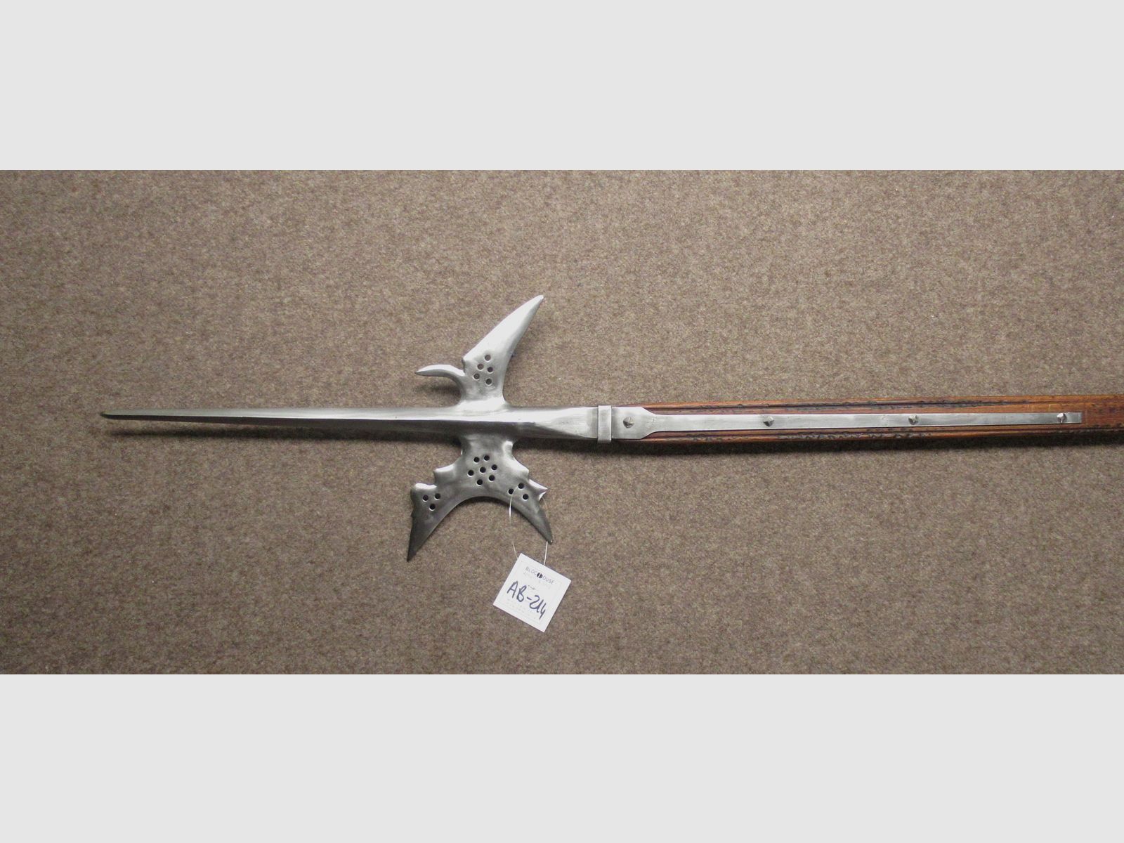 AB-214 Hellebardenreplik, Bild 1 von 2