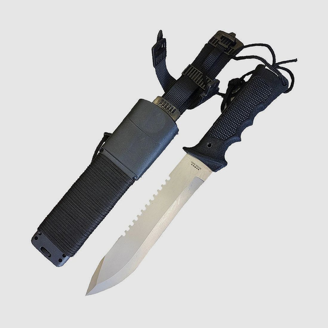 Cuchillo de supervivencia o cuchillo de supervivencia