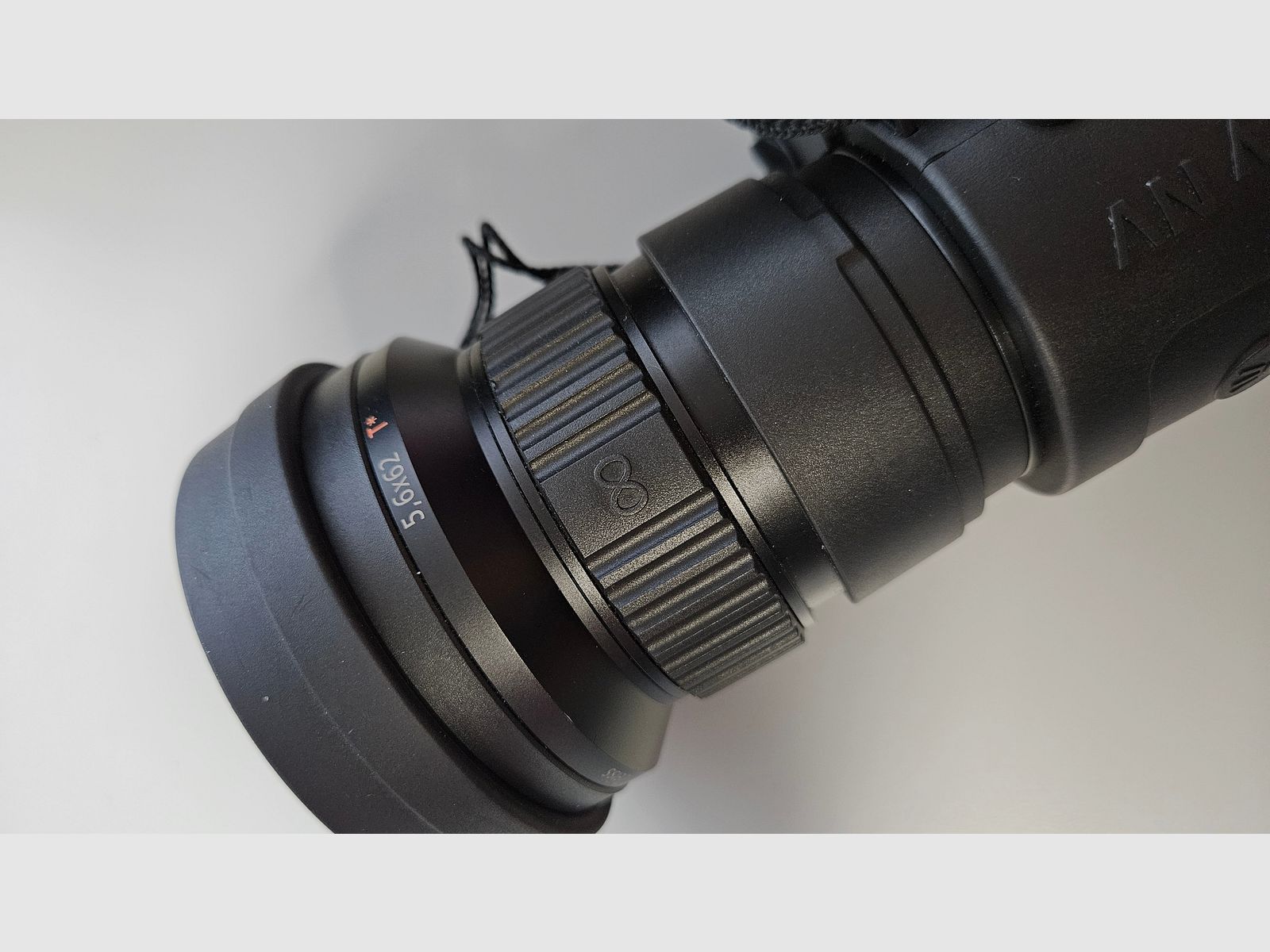 Zeiss Victory NV 5,6 x 62 T* nachtkijker, afbeelding 4 van 10