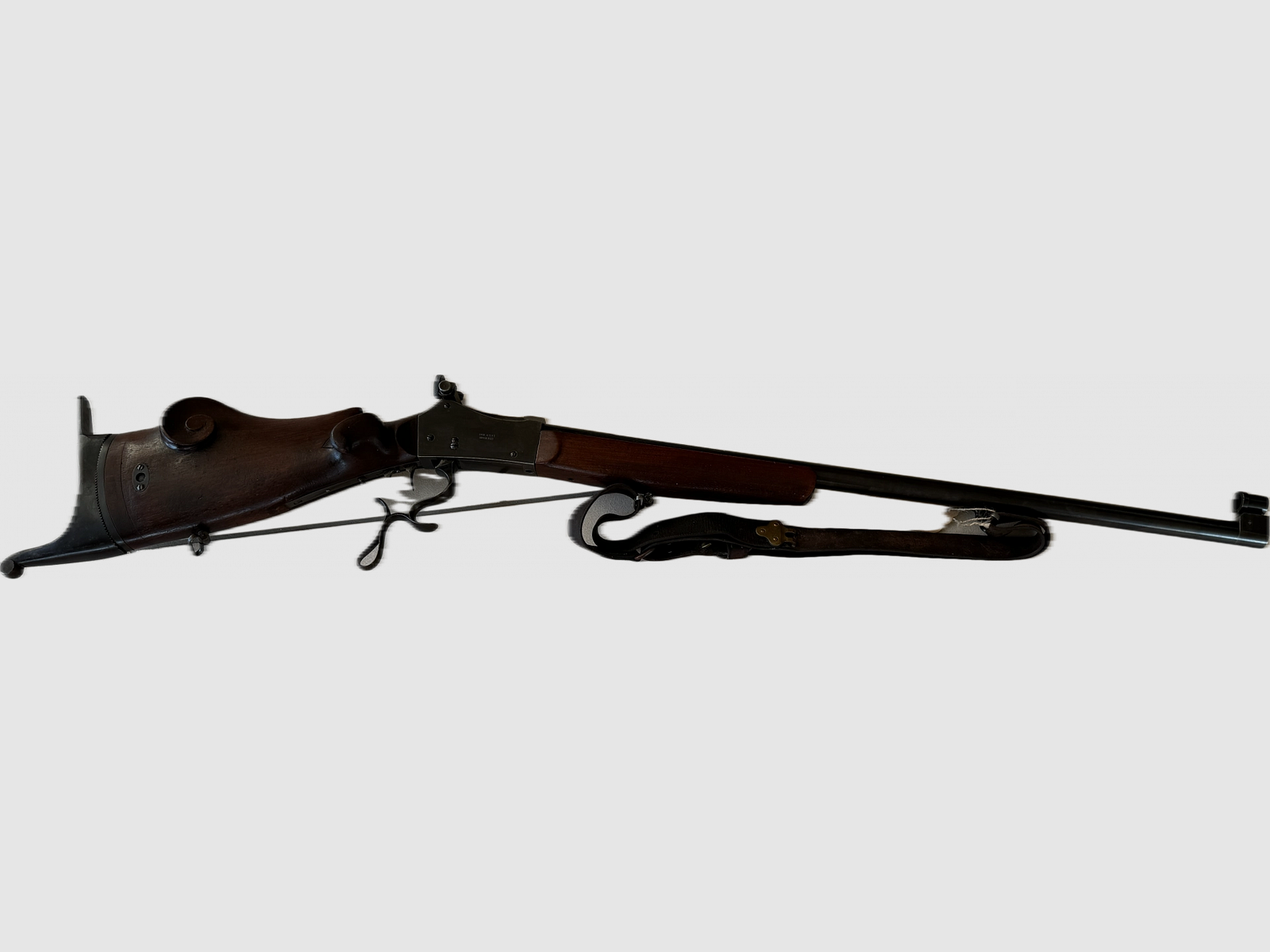 Zwitserse schijfgeweer JoH. Gysi Interlaken in het kaliber .22 LR met valbloksluiting, afbeelding 4 van 6