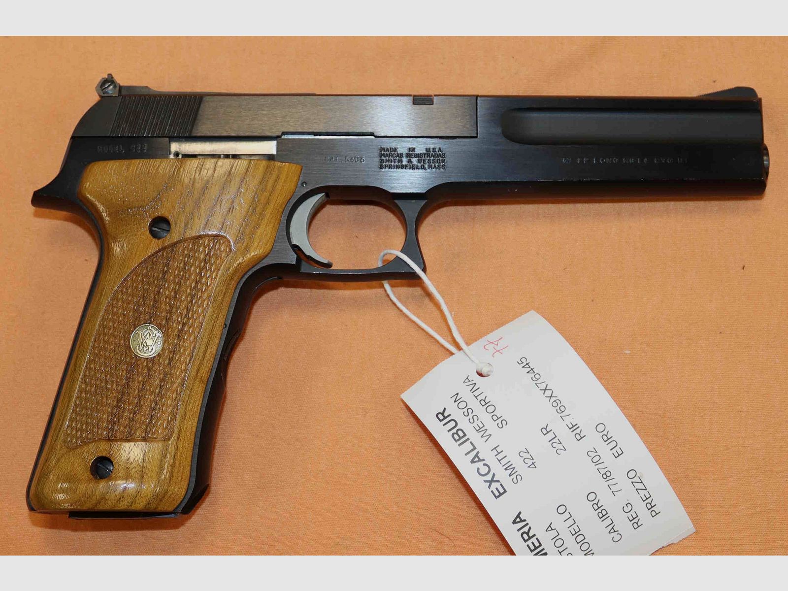 Smith & Wesson Model 422 .22 LR Pistol, image 3 of 5