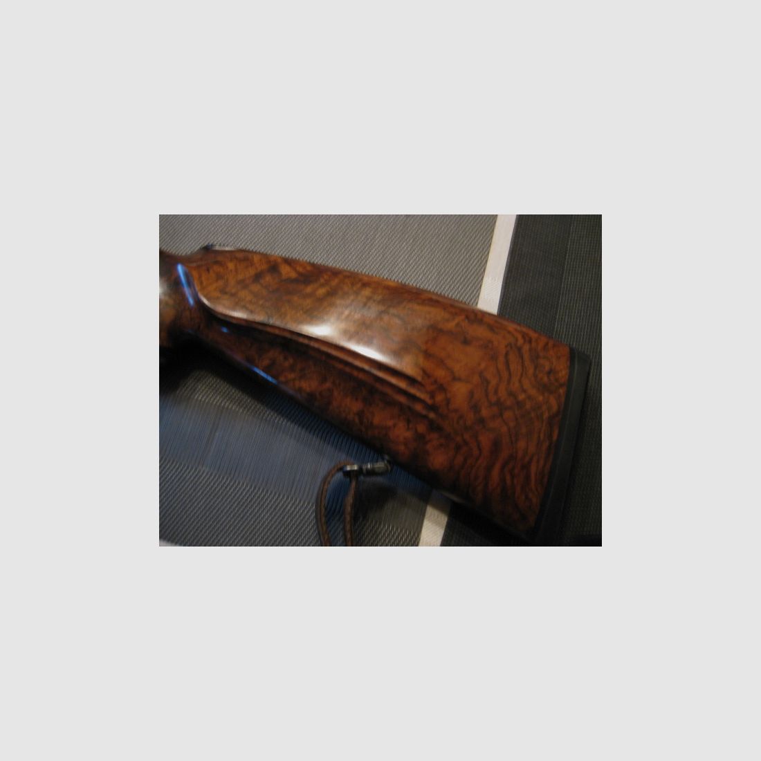 Droomachtige Blaser Black-Custom K95 met droomstock HK 9/10 in caliber .308 Winchester incl. LEICA Fortis 1,8-12x42i red dot sight L-4A (zoals ZEISS 60) en incl. 60 schoten RWS DK 10,7 gram