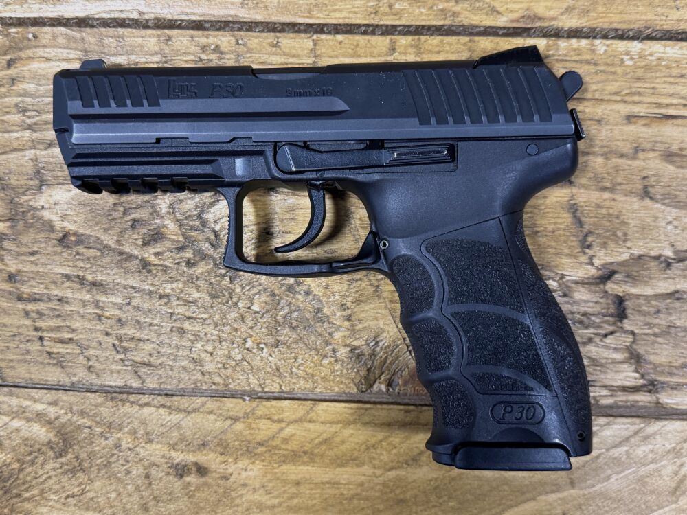 Heckler & Koch P 30 - V3 9mm Luger