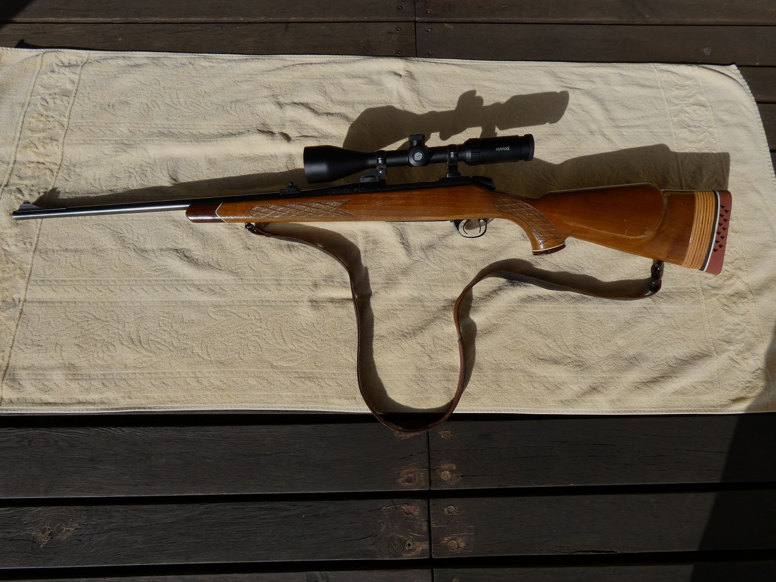 Carabina a otturatore BSA .243 Win. + cannocchiale Hawke 4-12 x 50, immagine 1 di 6