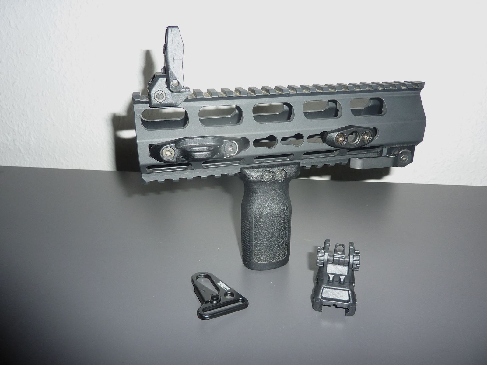Haenel CR 223 Keymod Handschutz mit Zubehör
