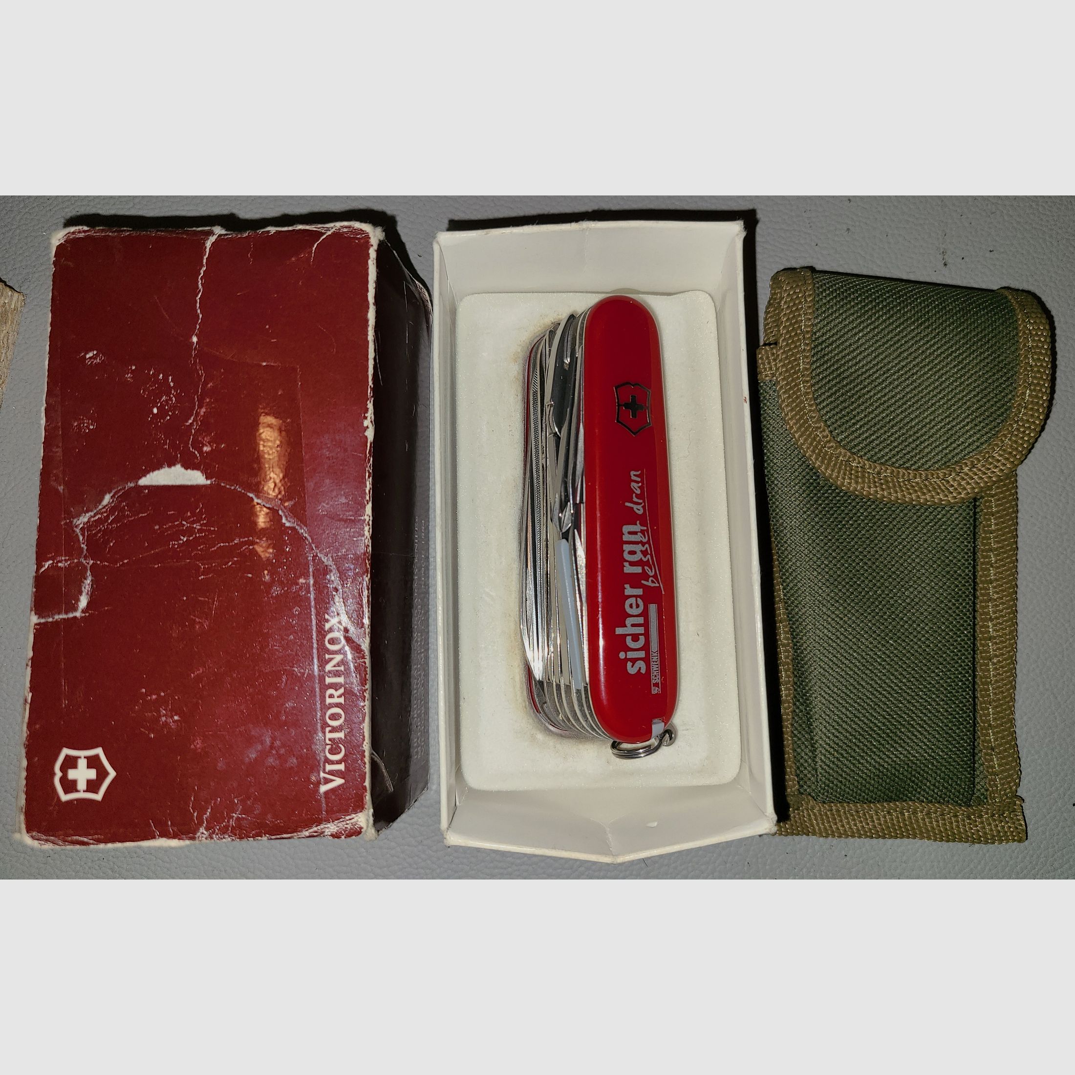SWISS ARMY KNIFE VICTORINOX SWISS CHAMP ARMY KNIFE ARMY KNIFE LIKE NEW / ! READ DESCRIPTION !