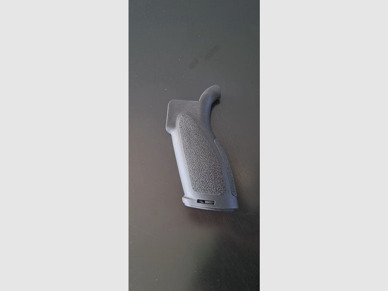 Original H&K grip V7 black with storage compartment for accessories