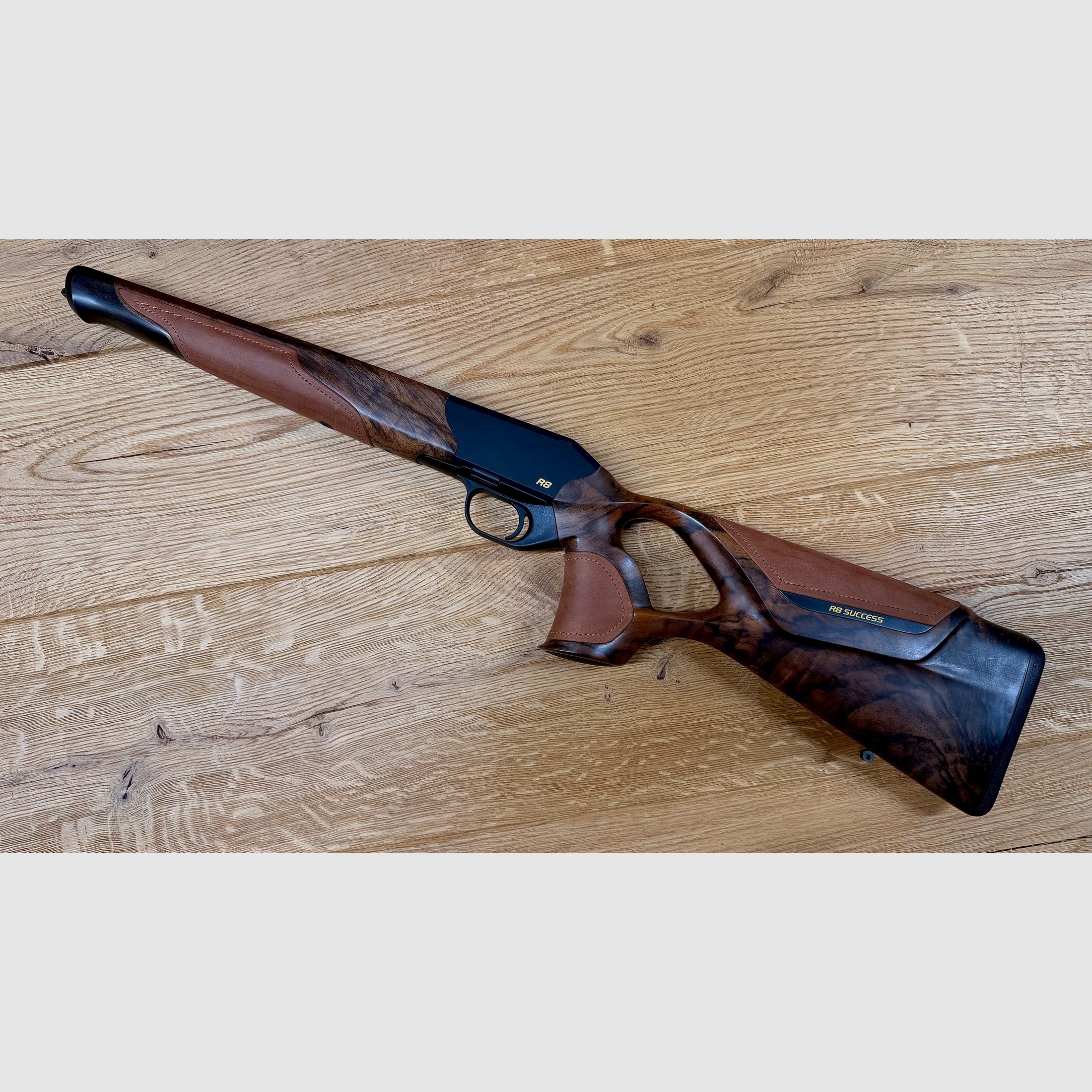 Blaser R8 Success Stocking / Wood Grade 7 / Chesterfield Leather / BREATHTAKINGLY BEAUTIFUL