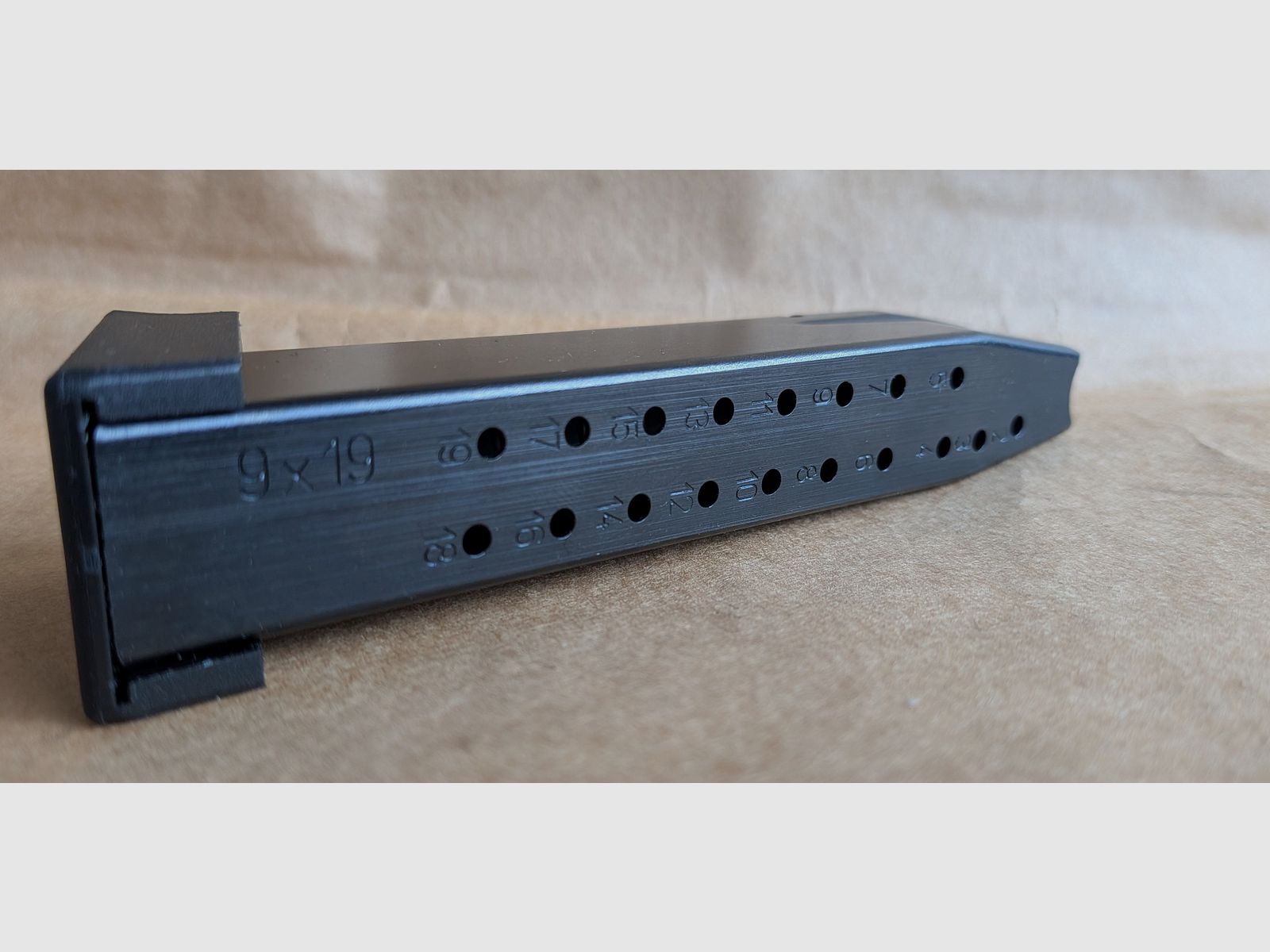original CZ Magazin Shadow 2 - 75 SP-01 - 19 coups 9mm ^^^^^^^^^^^^^^^^^^^^^^^^^^^^^^