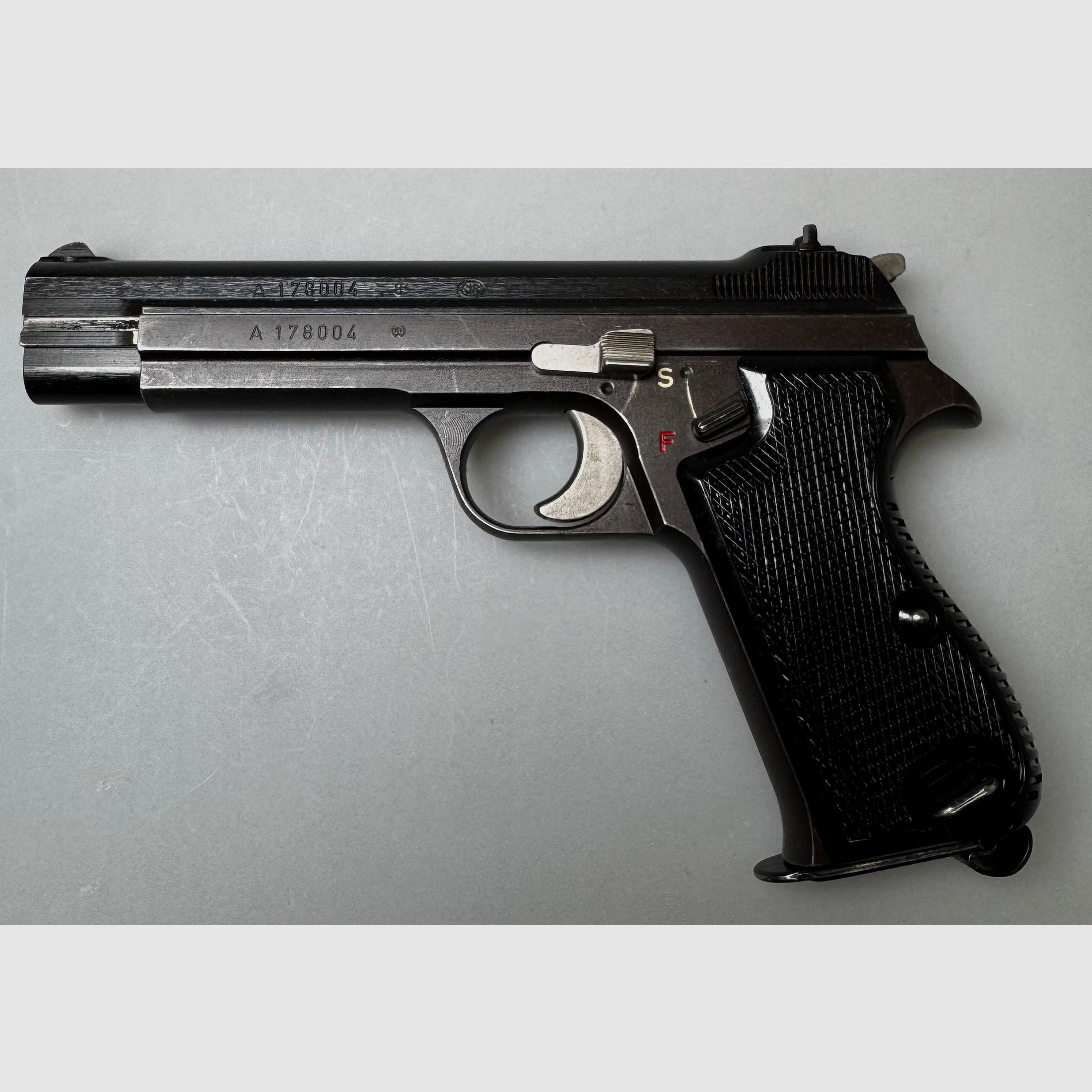 Pistole SIG P210-2 9mm Para Occasion SNR: AP178004, Bild 2 von 2