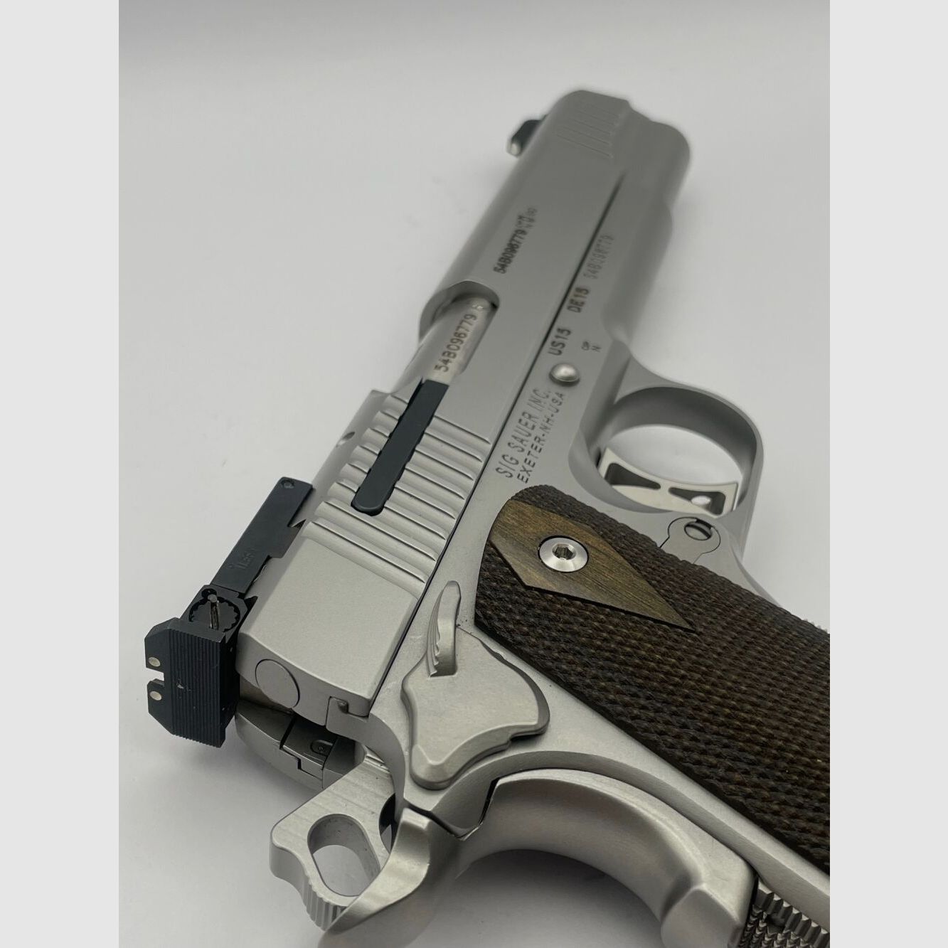 Sig Sauer 1911 Match Elite, Stainless